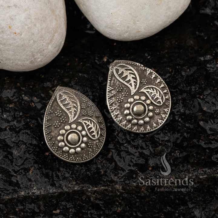 Elegant Silver Look Alike Oxidised Floral Stud Earrings | Sasitrends