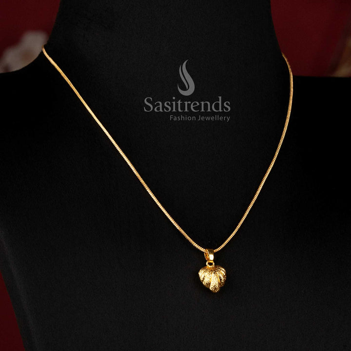 Micro Gold Plated Heart Pendant Chain Necklace for Daily Wear Office Wear Trendy Wear and Festive Styling - Sasitrends