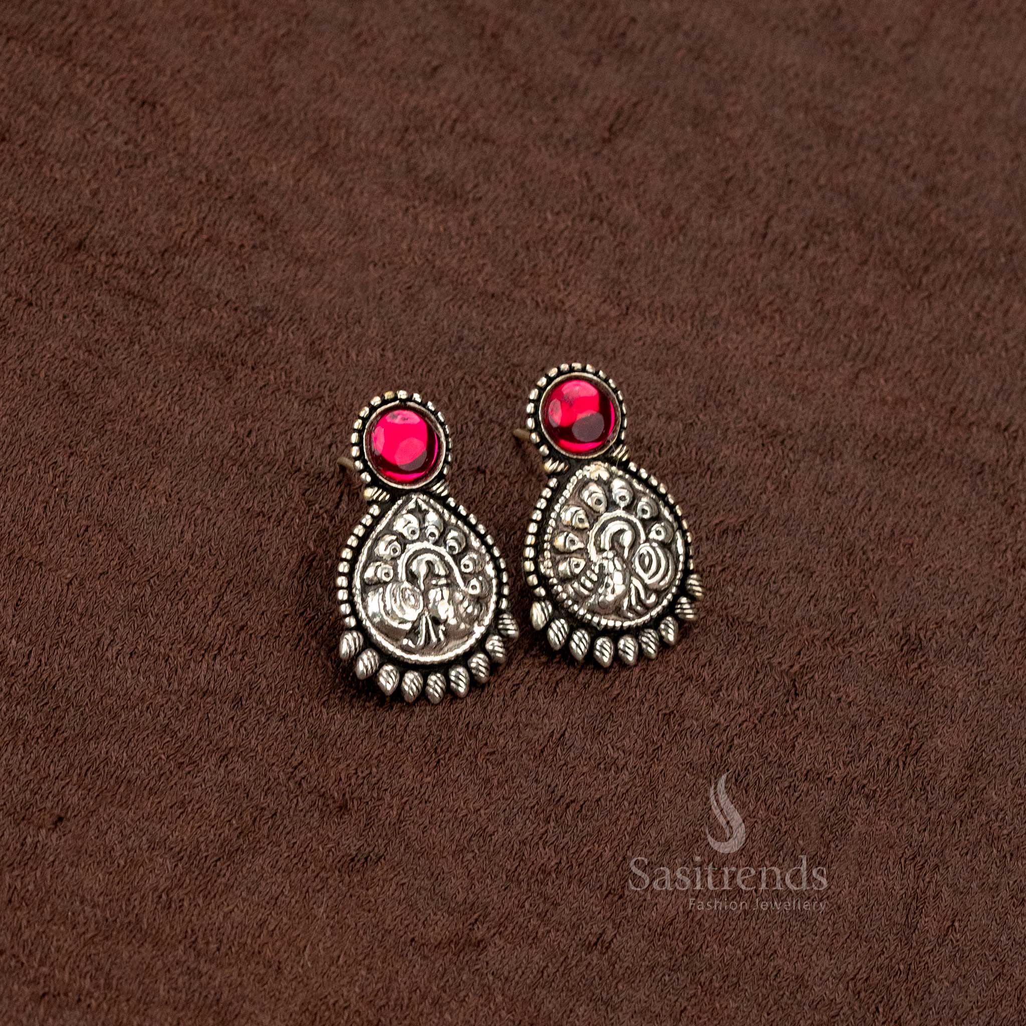 Exquisite oxidised peacock pendant necklace set featuring a traditional beaded chain and intricately designed earrings, perfect for luxury jewellery lovers - Sasitrends