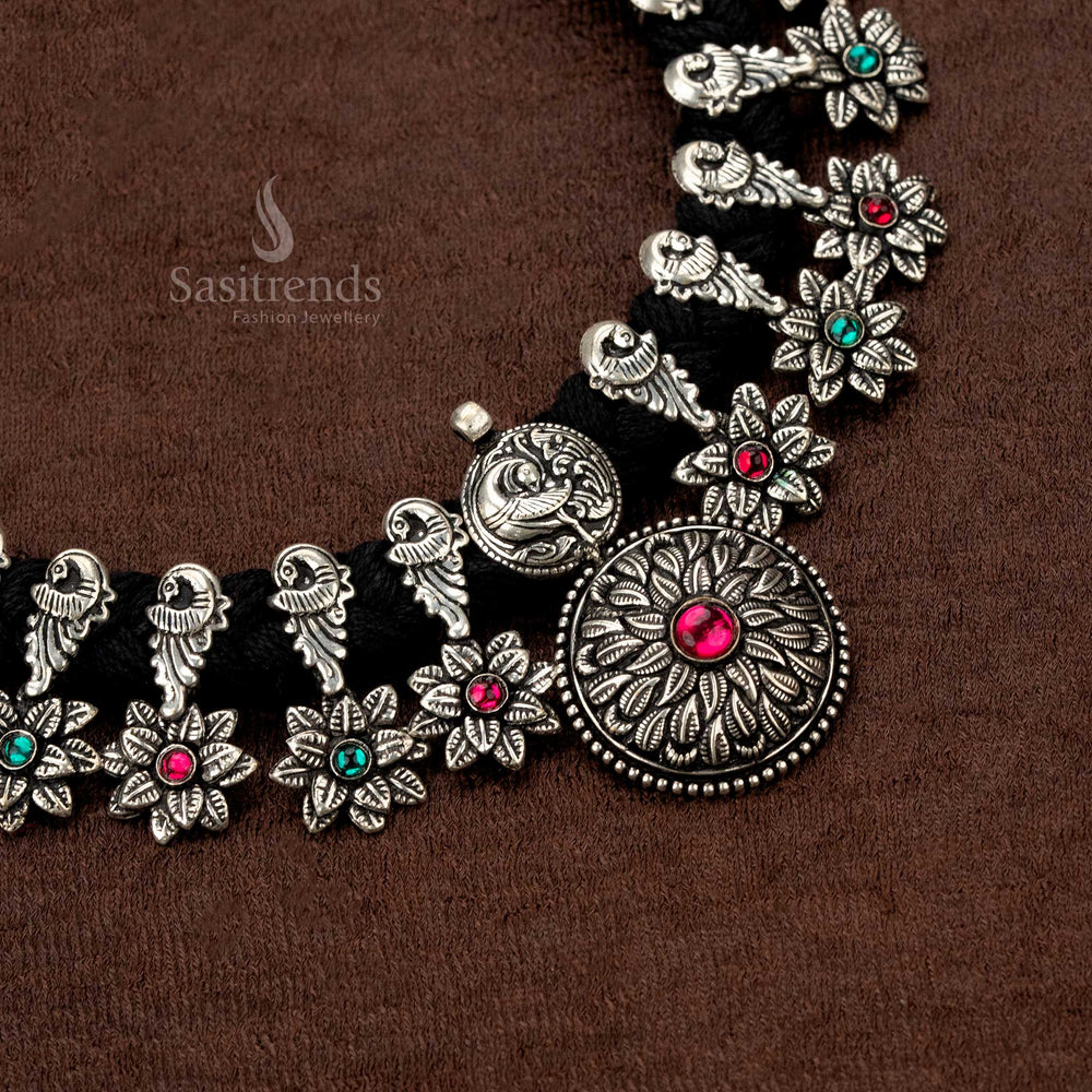 Elegant oxidised pendant necklace set perfect for saree styling - Sasitrends