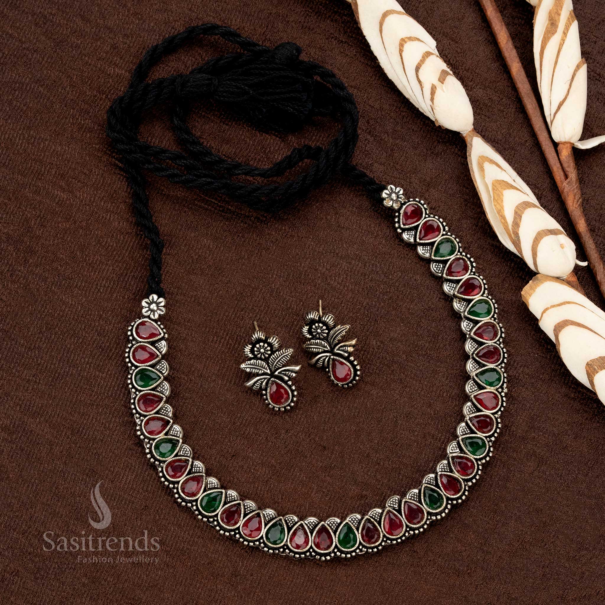 Traditional German silver oxidised necklace jewellery set with ruby-green Monalisa stones – a timeless heritage-style piece for grand occasions - Sasitrends