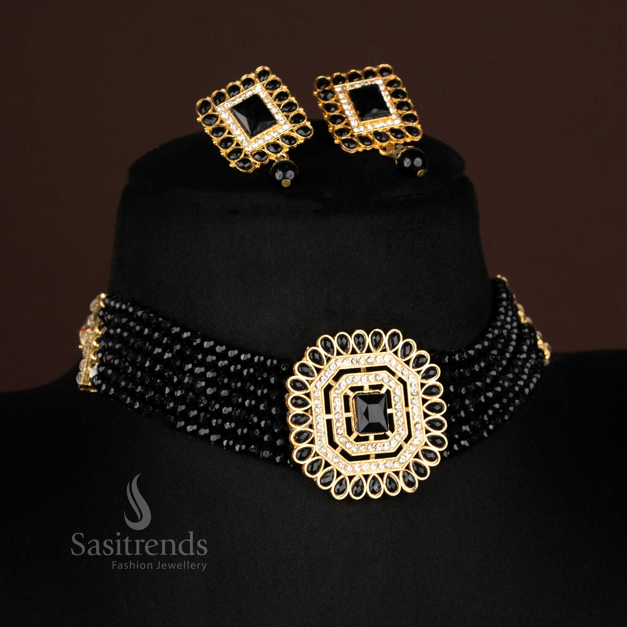 Jet black crystal bead choker with layered strands and large octagonal centrepiece – noir classic jewellery from sasitrends