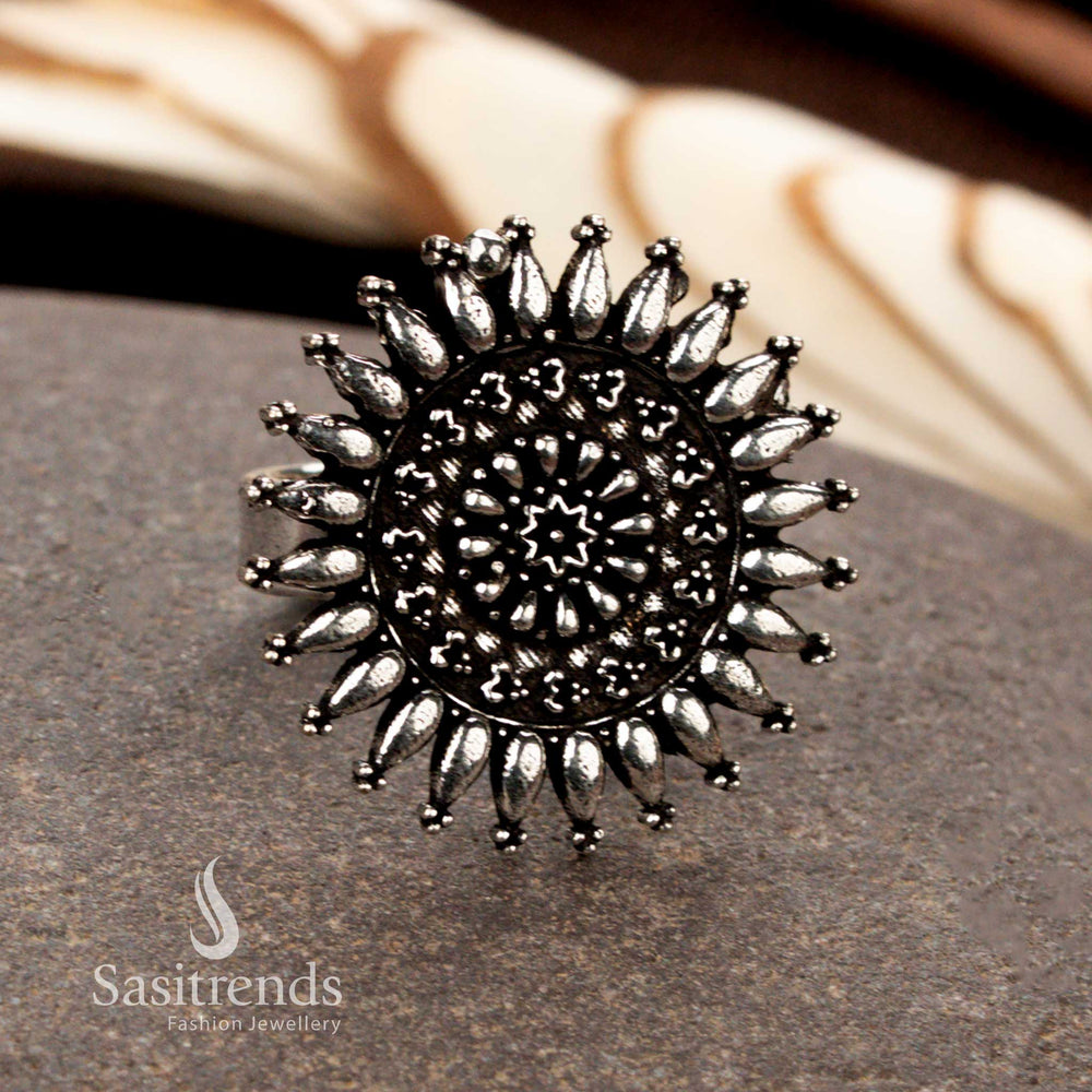 Amazing Oxidised peacock motif ring with engraved antique finish – Sasitrends