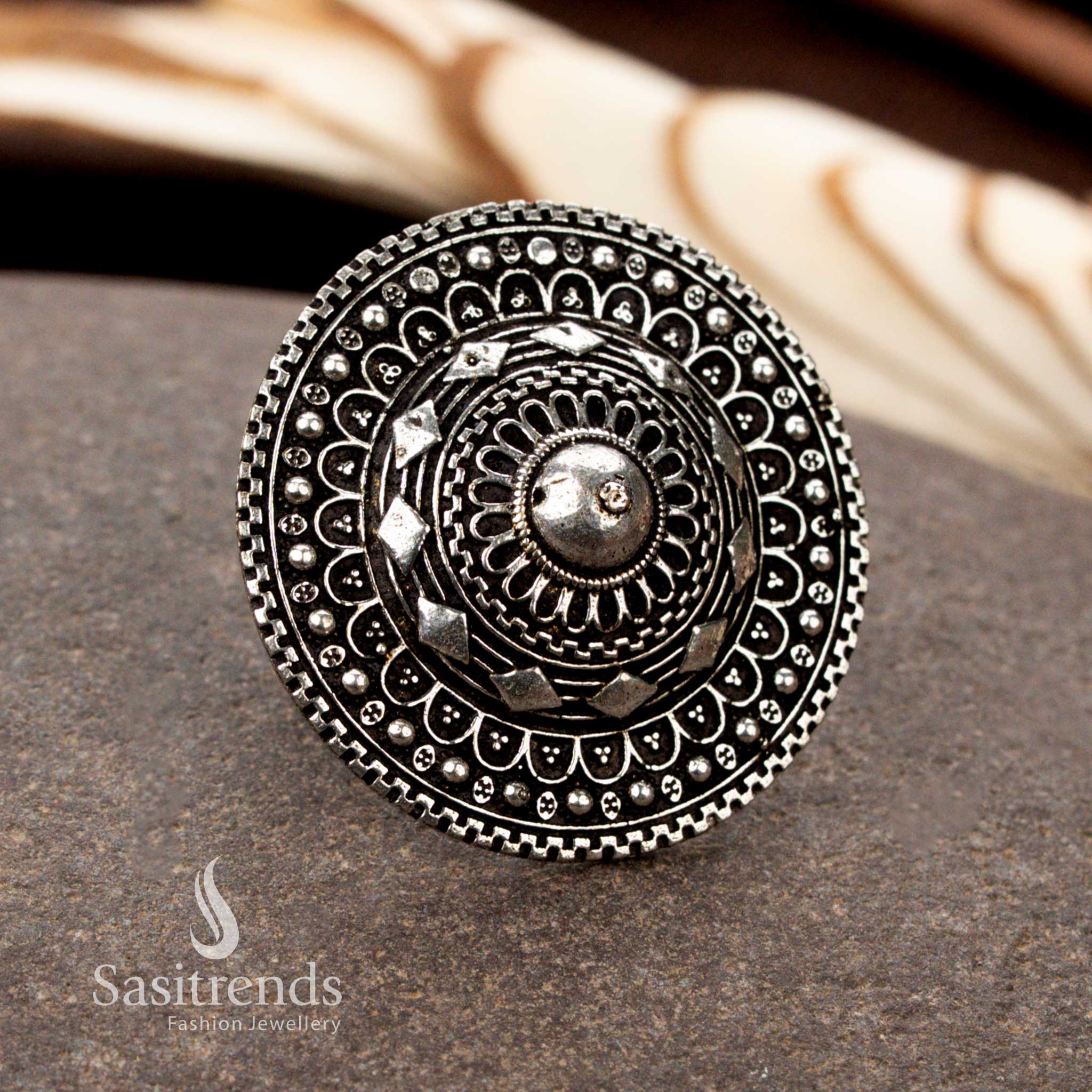 Floral swirl oxidised ring with petal dome pattern for saree styling – Sasitrends