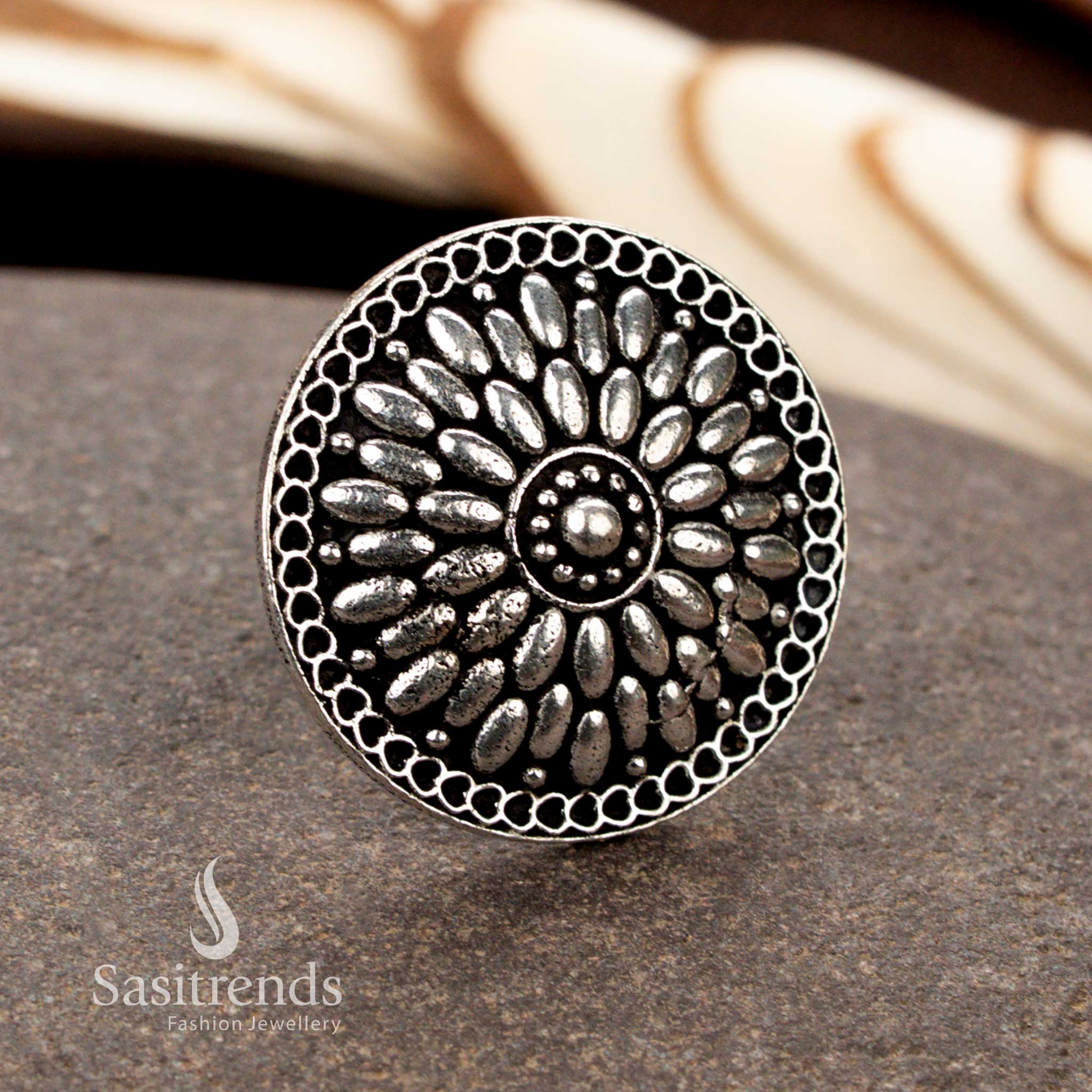 Floral swirl oxidised ring with petal dome pattern for saree styling – Sasitrends
