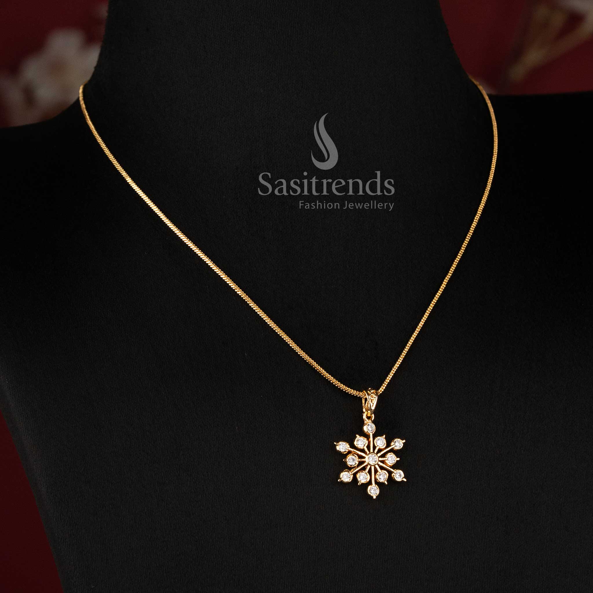 Beautiful diamond starburst pendant necklace with guaranteed quality and real gold look - Sasitrends