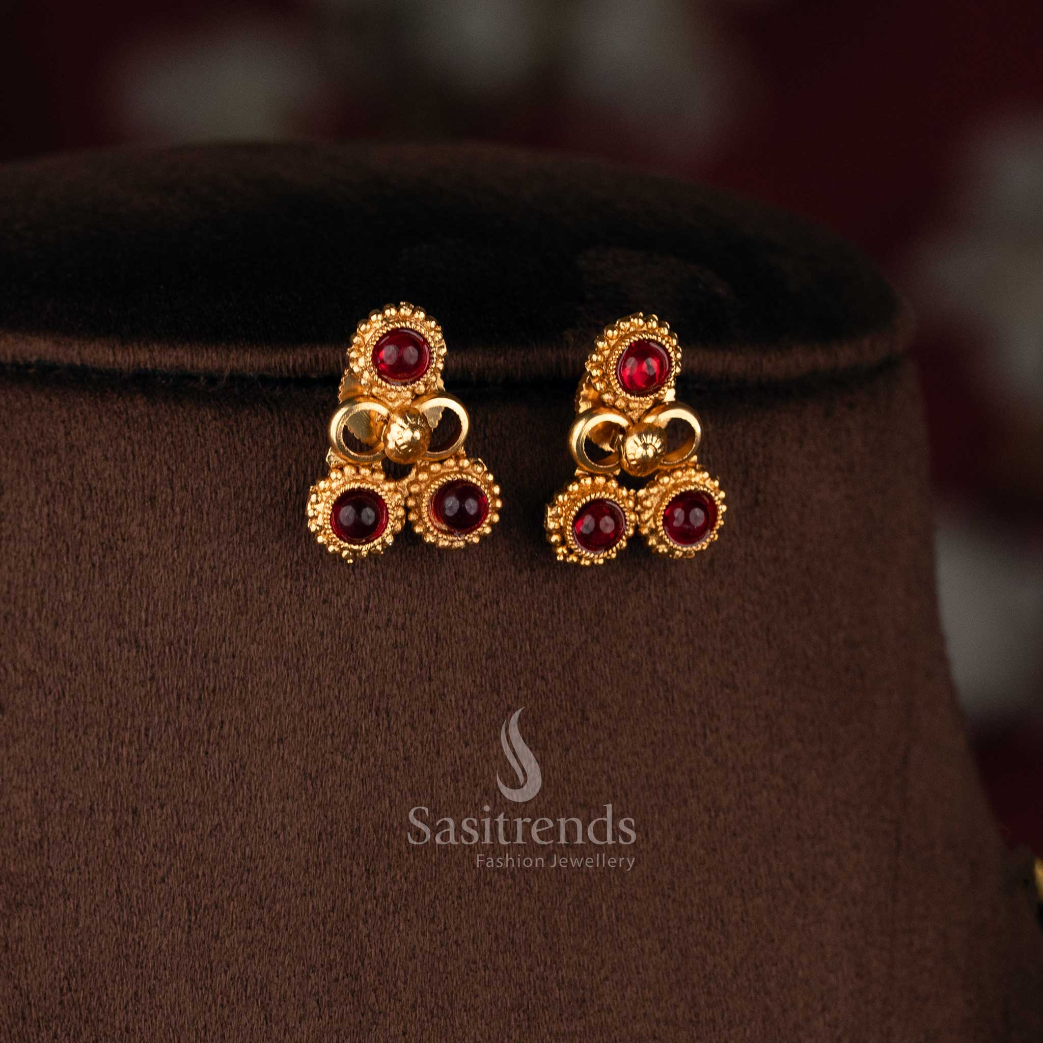 Sasitrends traditional round motif beaded necklace jewellery set with flexible chain structure and coordinated stud earrings festive ethnic accessory