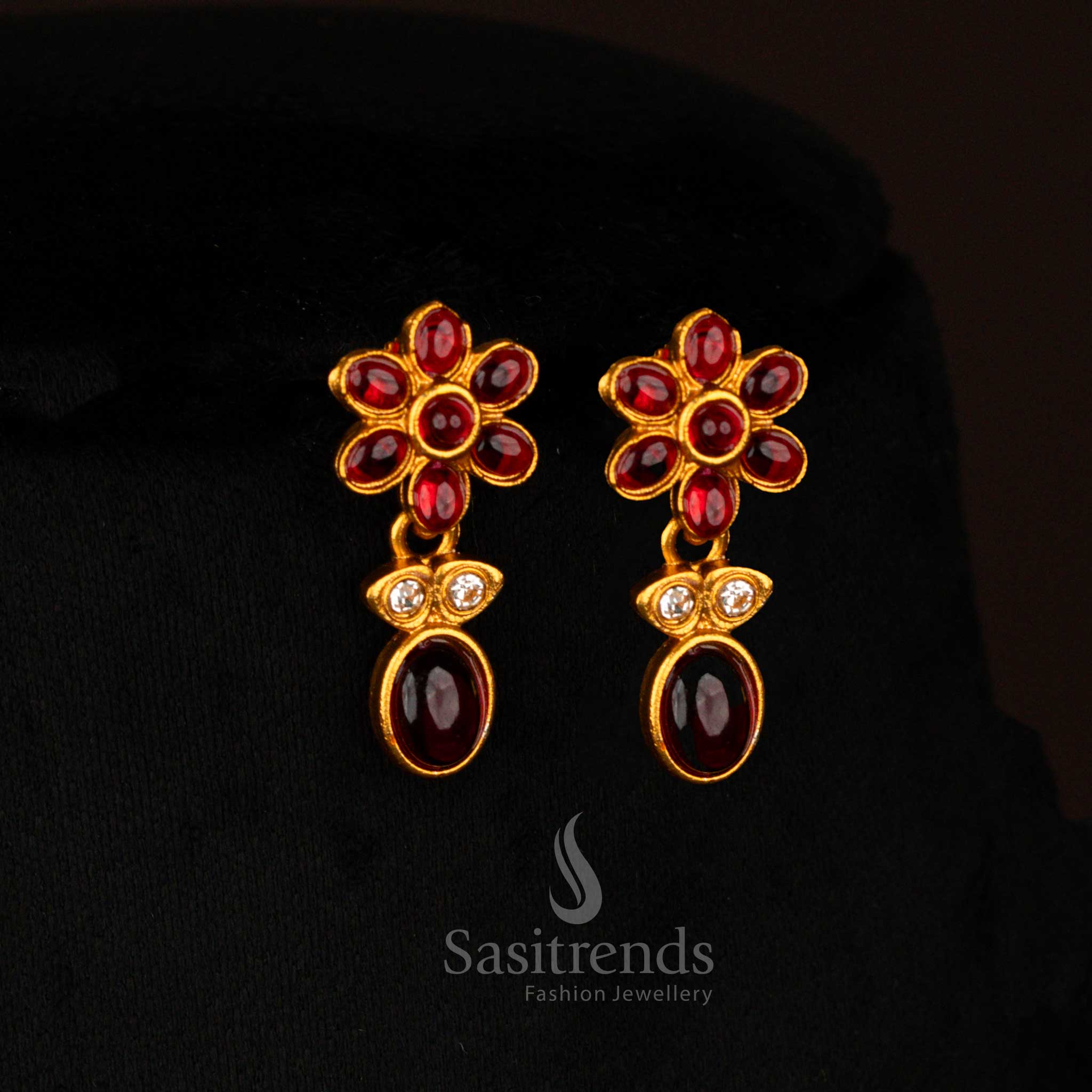 Temple jewellery style matte gold plated necklace set – Sasitrends