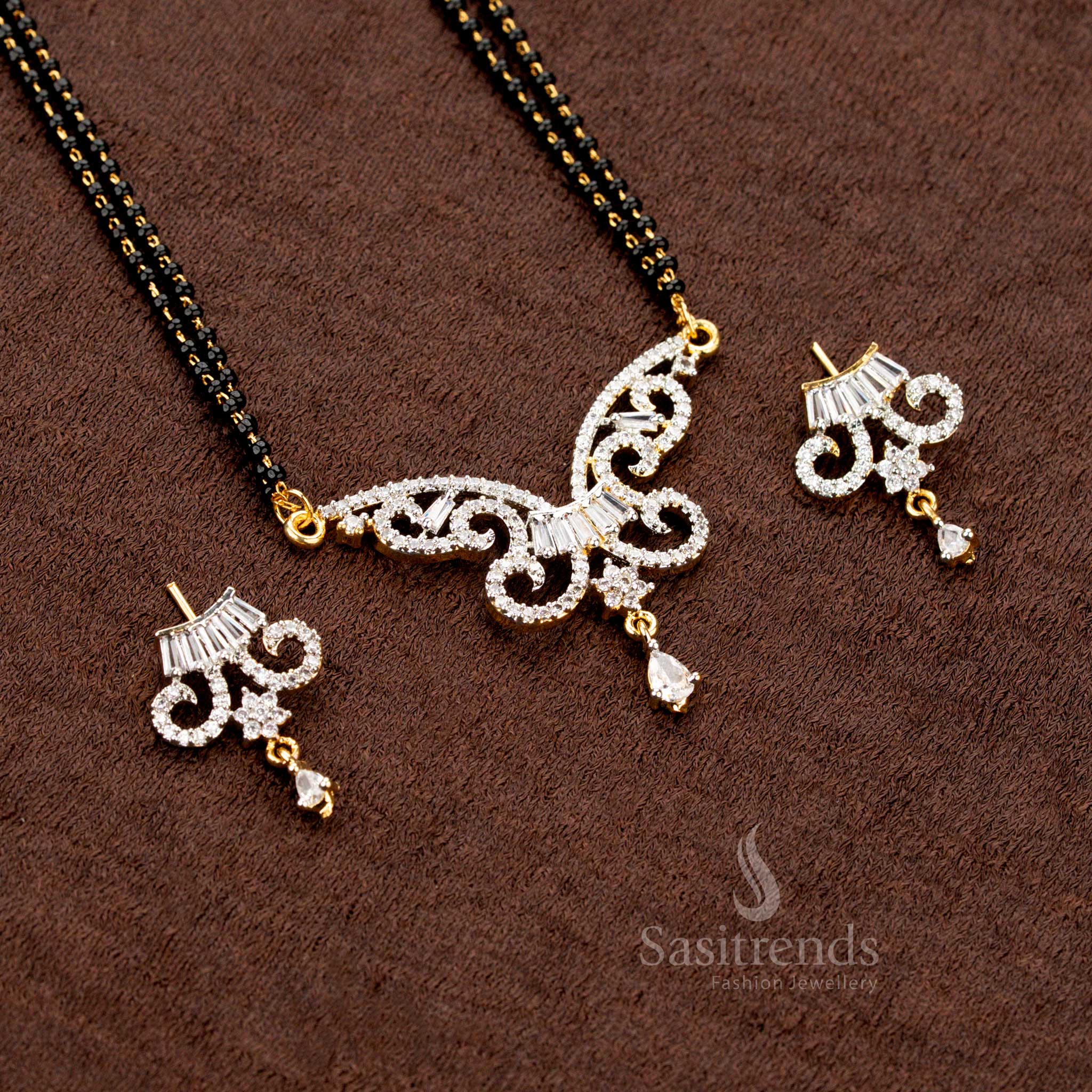 Curved Design AD Pendant Set with Earrings – Traditional Wear - Sasitrends