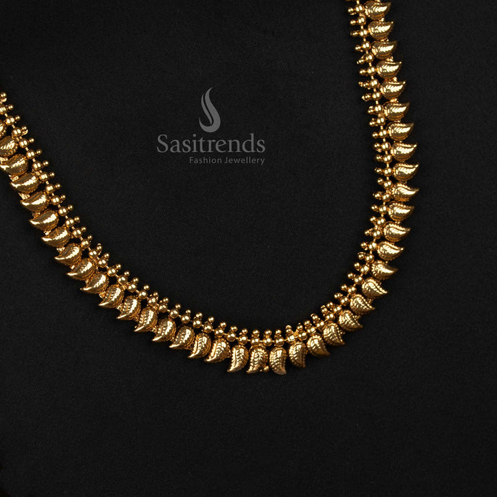Short and long chain traditional jewellery combo set in Antique Gold Plated finish with matching earrings - Sasitrends

