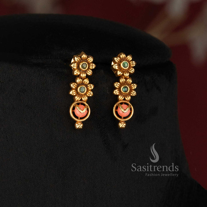 Matte Gold Plated Short Pearl Necklace for South Indian Festive Wear - Sasitrends