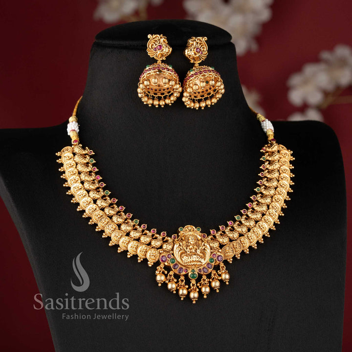Traditional temple necklace featuring a single-layer band of gold coins (Kasu) and peacock motifs leading to a central Goddess Lakshmi pendant 2073B - Sasitrends