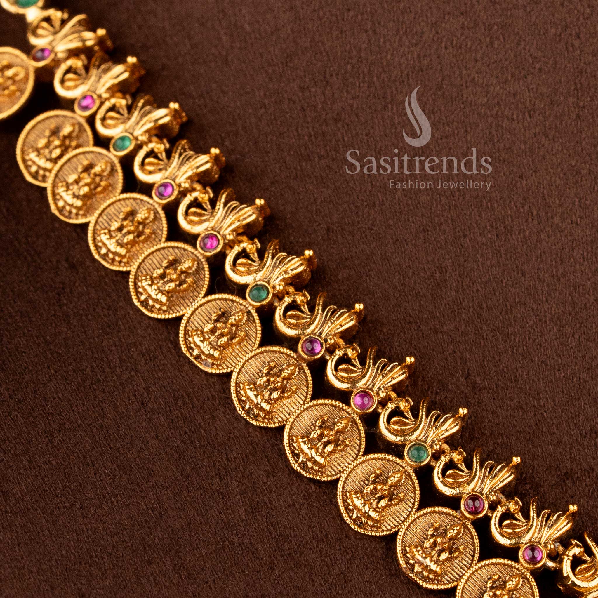 South indian temple jewellery with lakshmi motif coin design necklace and intricate craftsmanship for bridal saree sasitrends