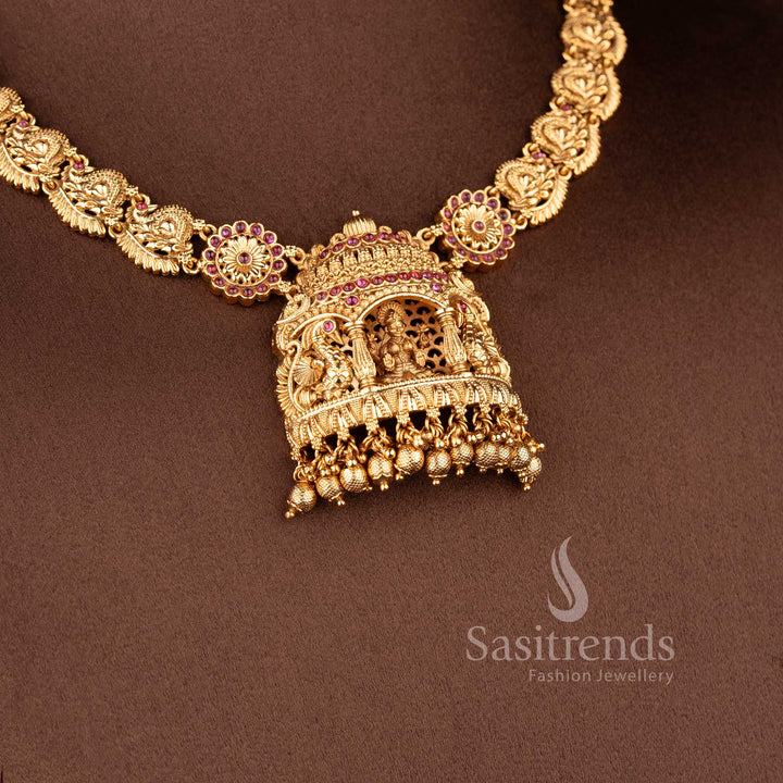 Close-up of the Bridal Jewellery Set showing the intricate matte gold finish and ruby kemp stone accents, ideal for temple jewellery for marriage styling - Sasitrends