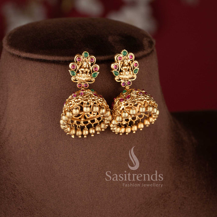 Grand Temple Jewellery Set for brides featuring a wide Lakshmi fan-pendant and a double-row Kasu (coin) choker band - Sasitrends