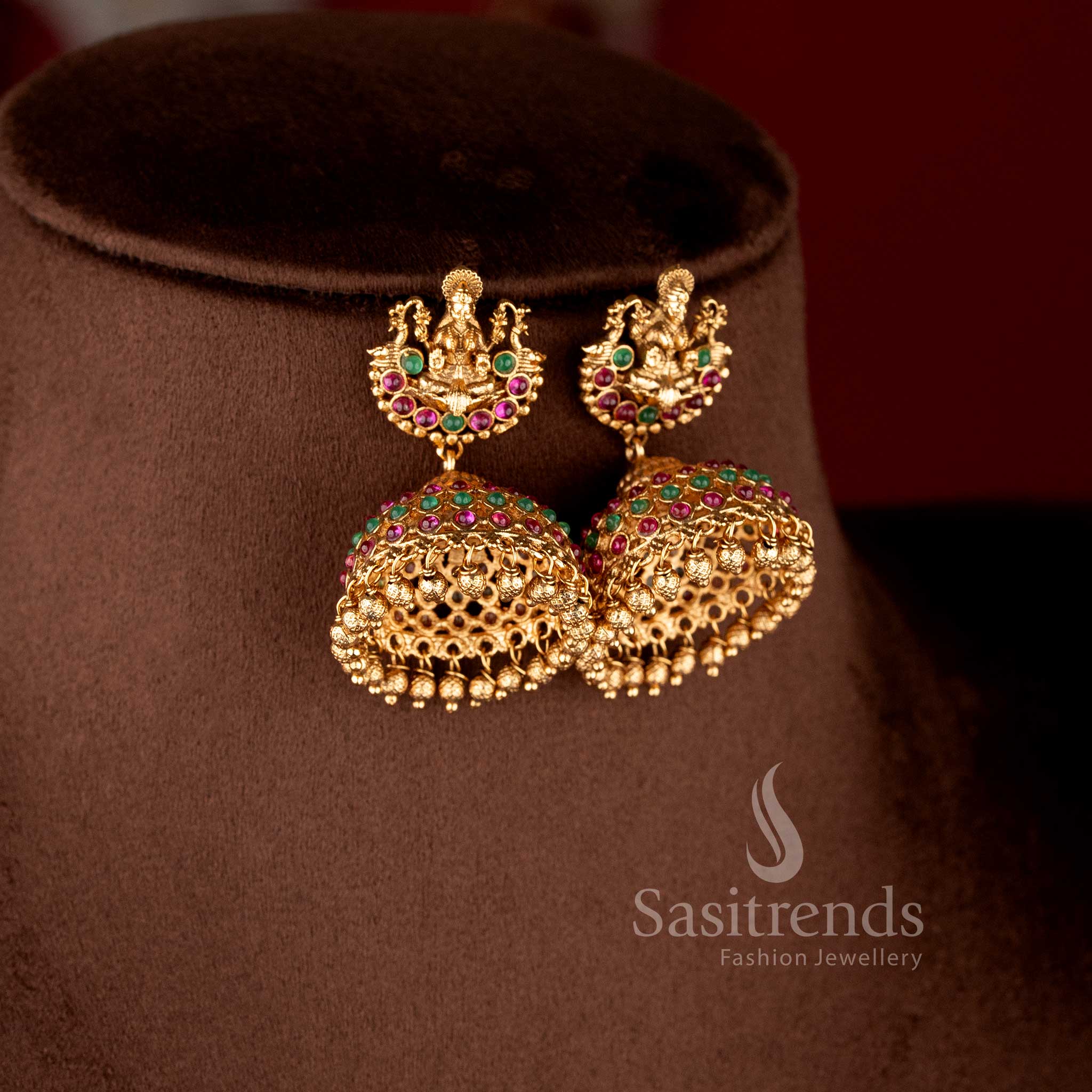 Elegant South Indian bridal temple jewellery set featuring Lakshmi lotus kasu necklace in matte gold finish with ruby stones by Sasitrends