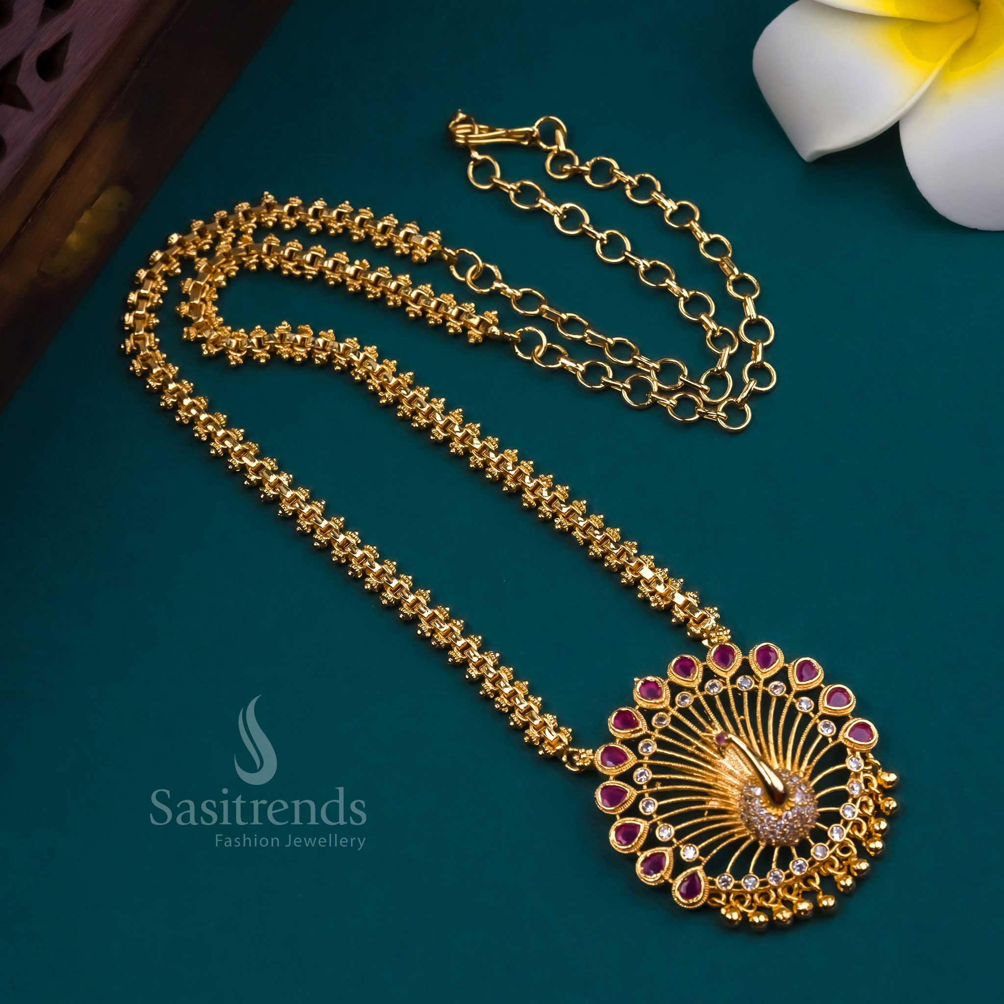 Radiant WHITE-ruby Gajiri necklace enriched with a peacock pendant and shimmering AD detailing – designed for grand festive and bridal occasions – Sasitrends