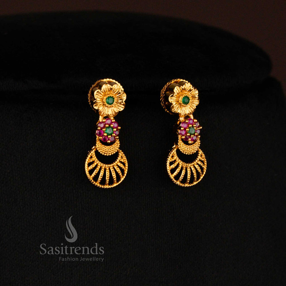 Temple jewellery in ruby-green Earrings with a matte gold coat over brass, featuring floral and crescent designs and vintage kemp stone styling – Sasitrends