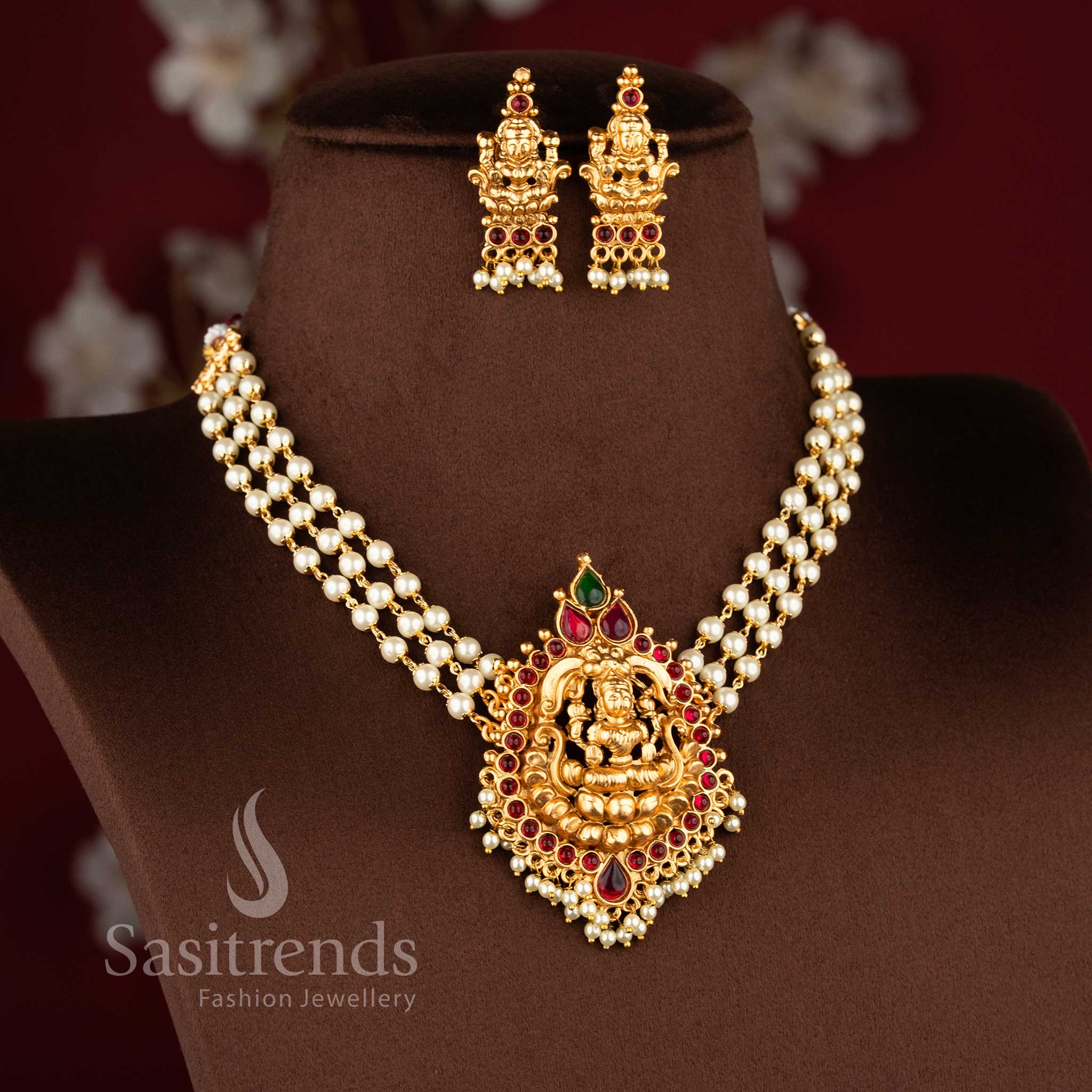 South Indian temple jewellery Lakshmi design choker necklace set with kemp stones and American diamonds