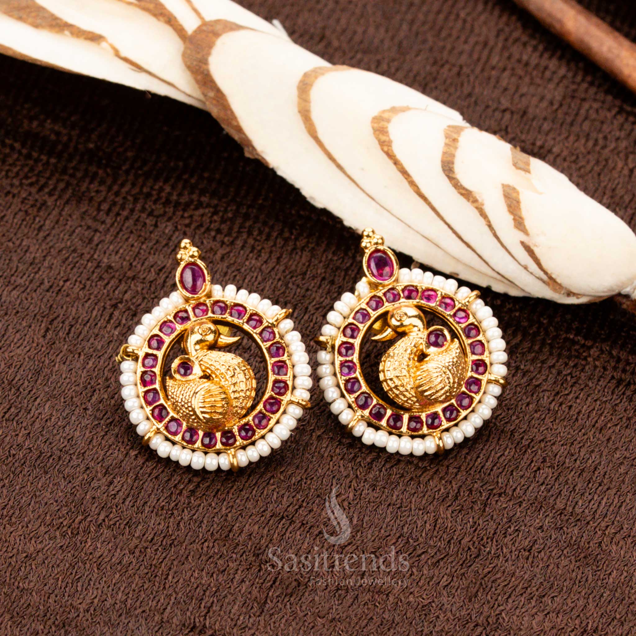 Matte Gold Plated Peacock Stud Earrings with Pearl Border – Sasitrends