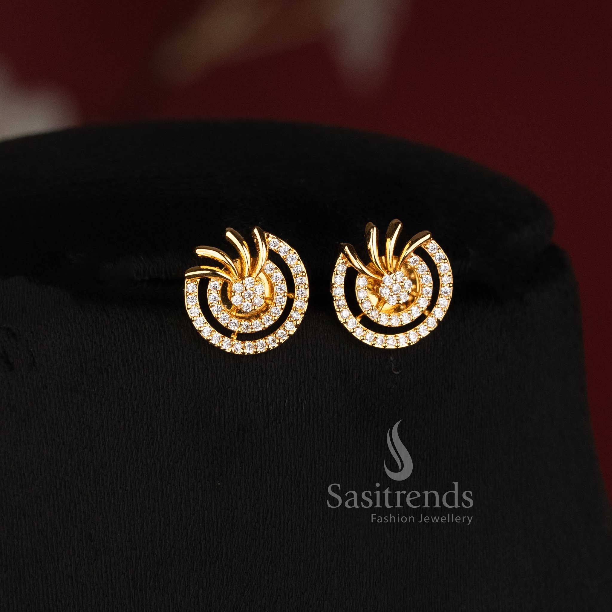 24K Micro Gold Plated American Diamond Crown Pendant Necklace Set with 18-Inch Chain - Sasitrends