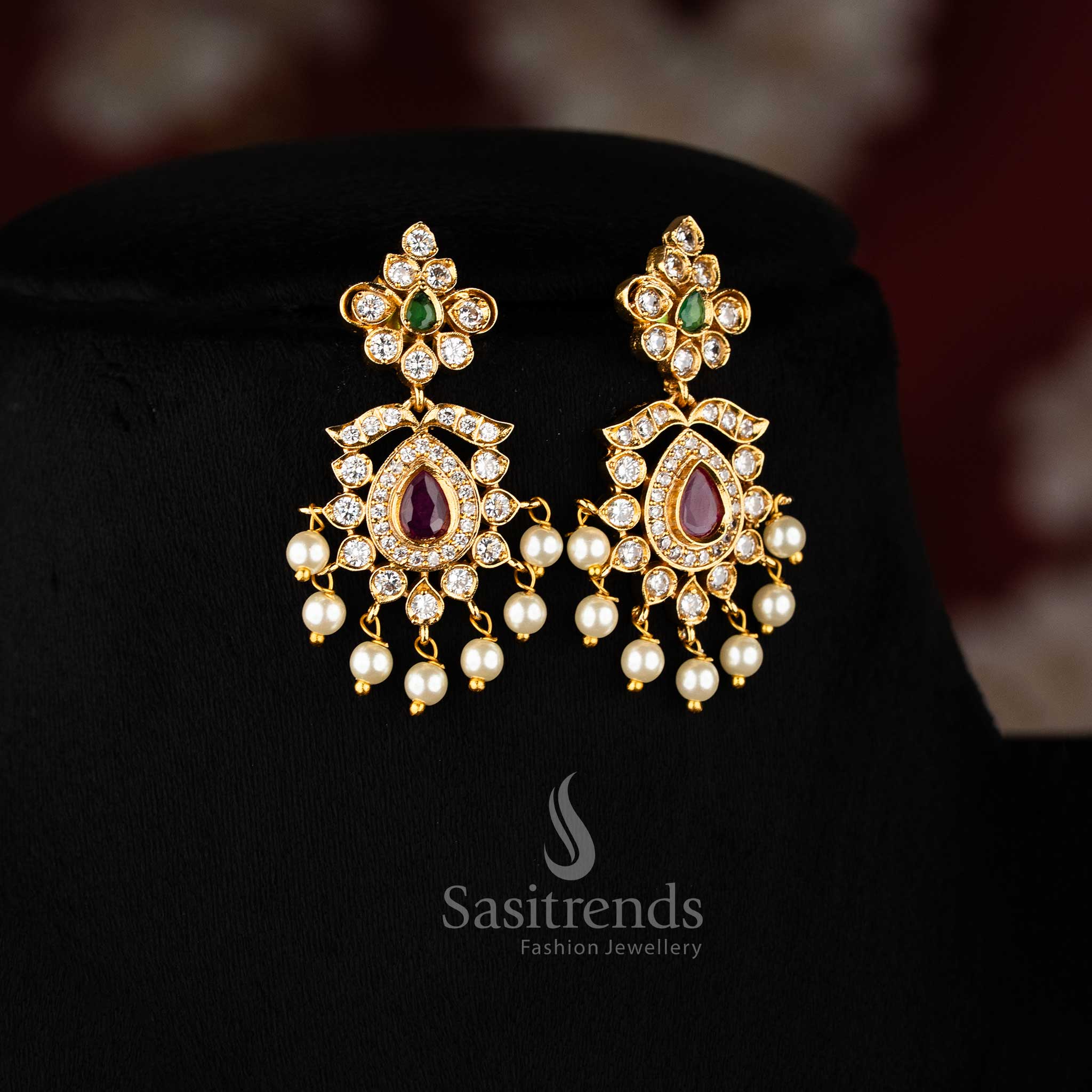 Multi Stone Floral Temple Matte Gold Plated Pendant Jewellery Set With Colourful Jhumkas And Chain For Women – Sasitrends