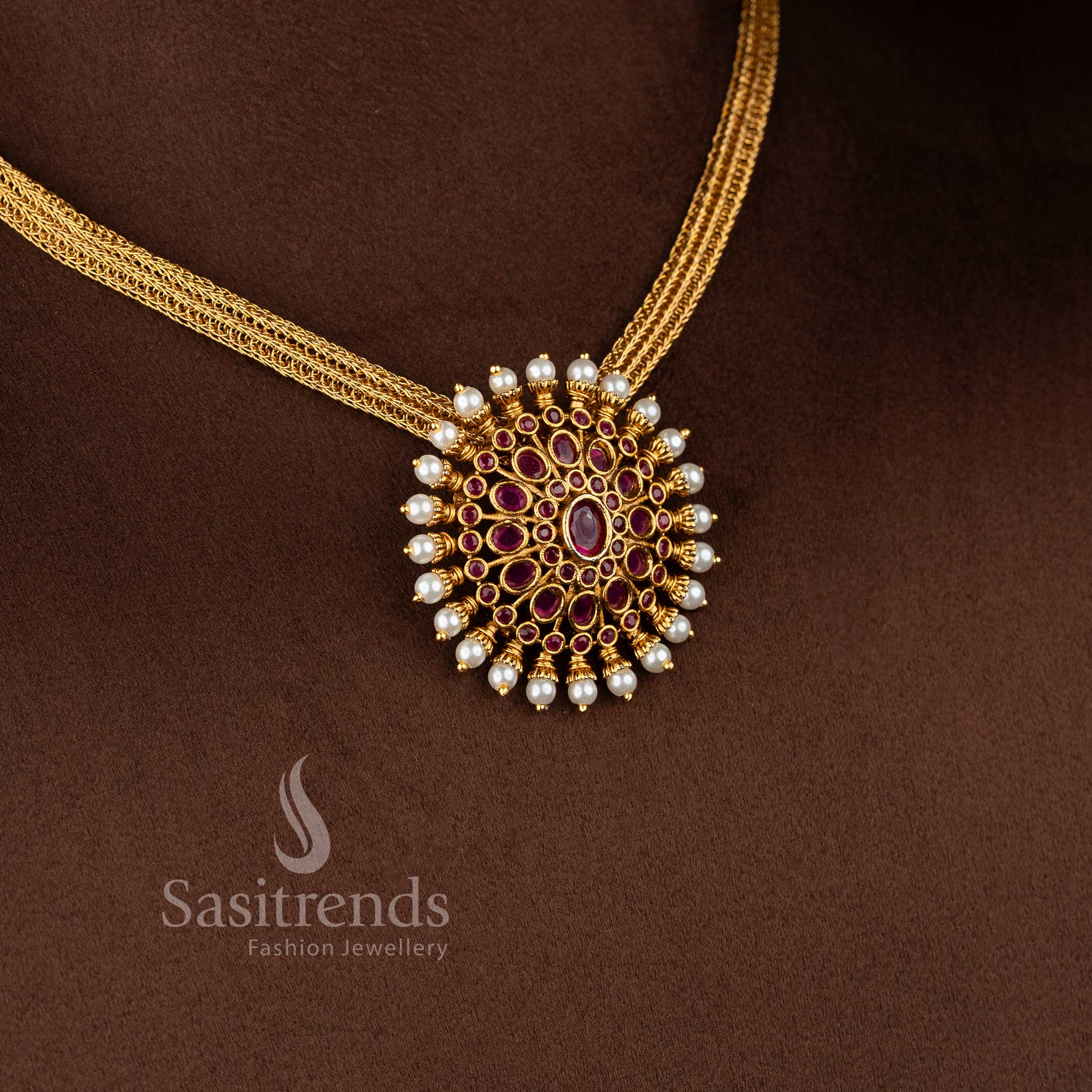 Traditional Matte Gold Plated Floral Pendant Choker Jewellery Set with elegant temple-inspired craftsmanship for festive and traditional occasions - Sasitrends