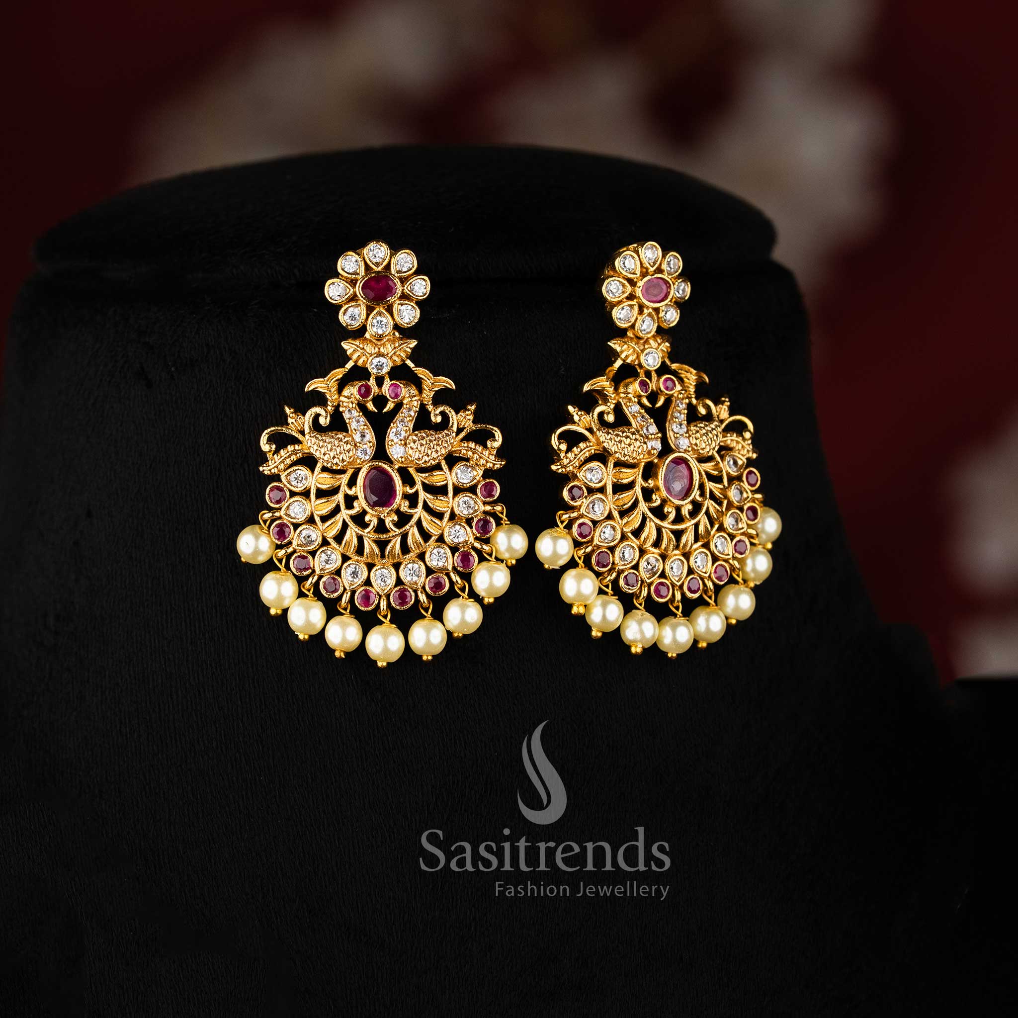 White Ruby Stone Temple Gold Peacock Pendant Jewellery Set With Matte Finish And Cultural Flair  – Sasitrends