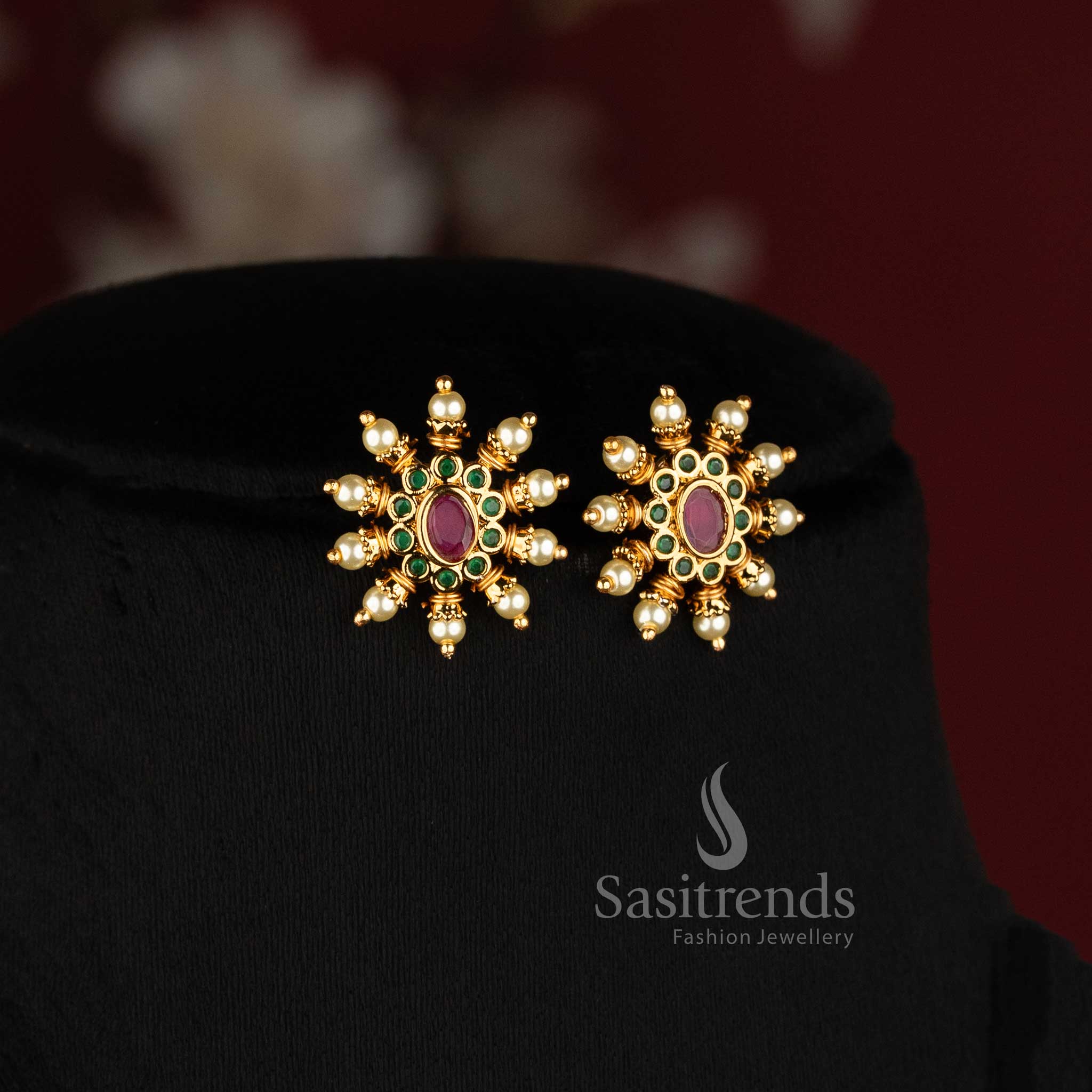 Traditional Matte Gold Plated Floral Pendant Choker Set for Women - Sasitrends