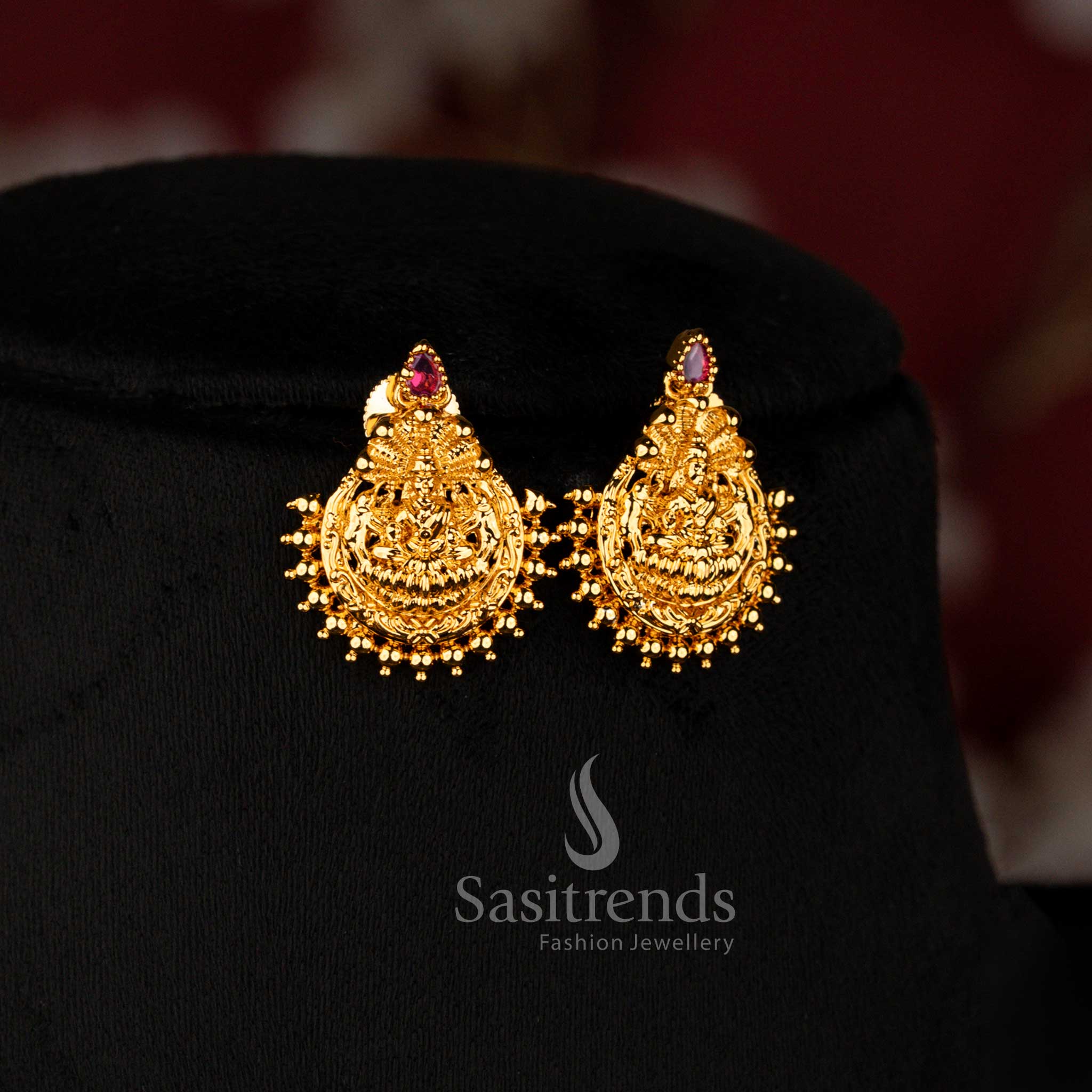 Divine Goddess Lakshmi Heritage Temple Matte Necklace Set for women - Sasitrends