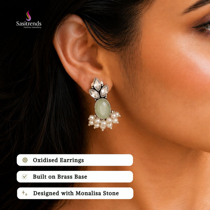 Oxidised silver plated earrings model image - Sasitrends
