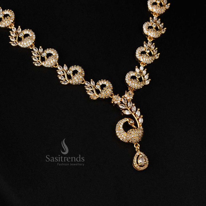 Sophisticated white peacock Necklace for special occasions - Sasitrends