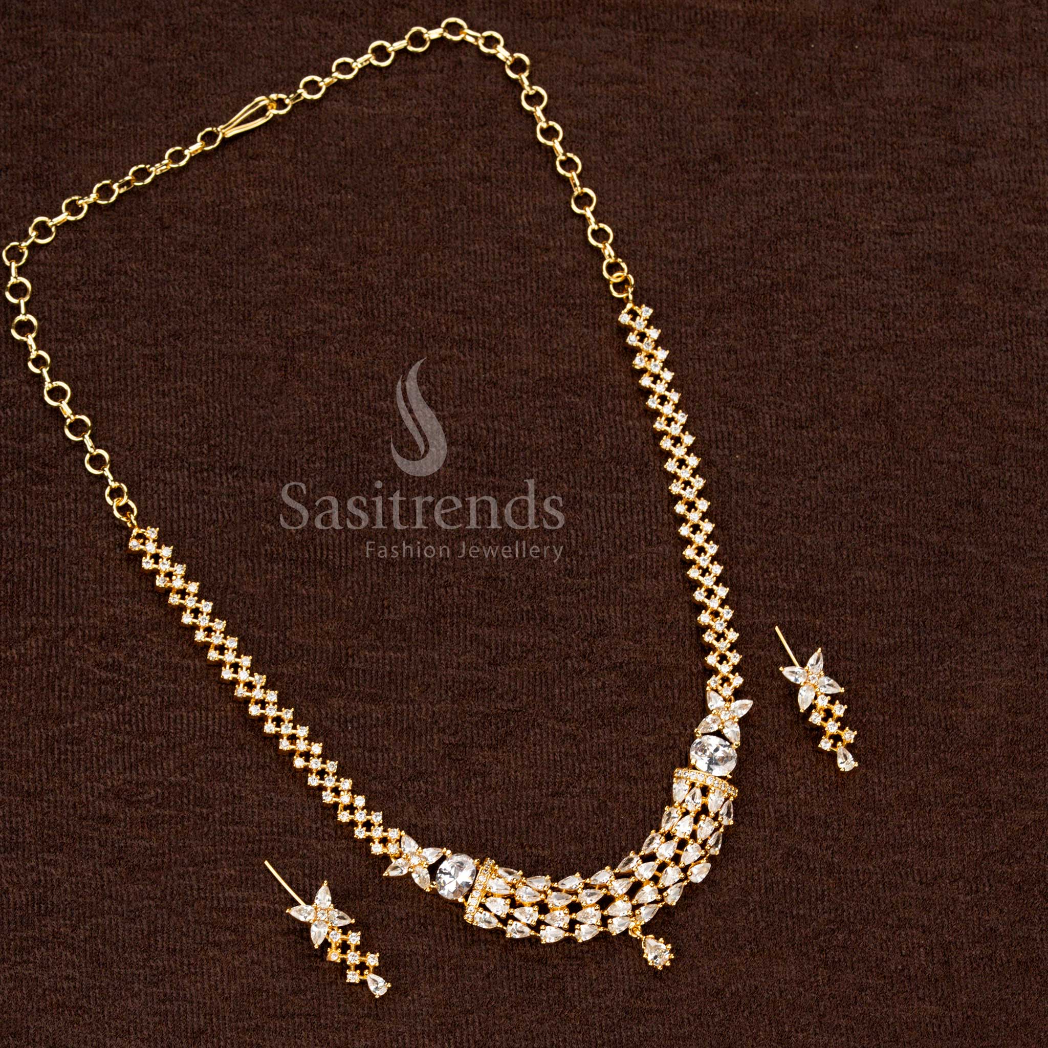 Elegant Indian Necklace Jewellery Set with Micro Gold Plating - Perfect for Traditional Outfits - Sasitrends