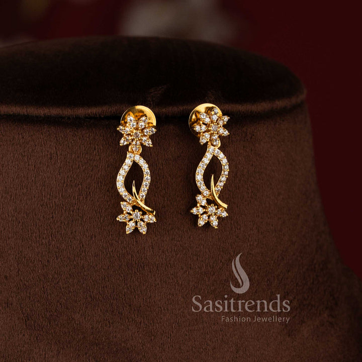 Traditional matte gold AD stone floral necklace jewellery set with matching earrings.
