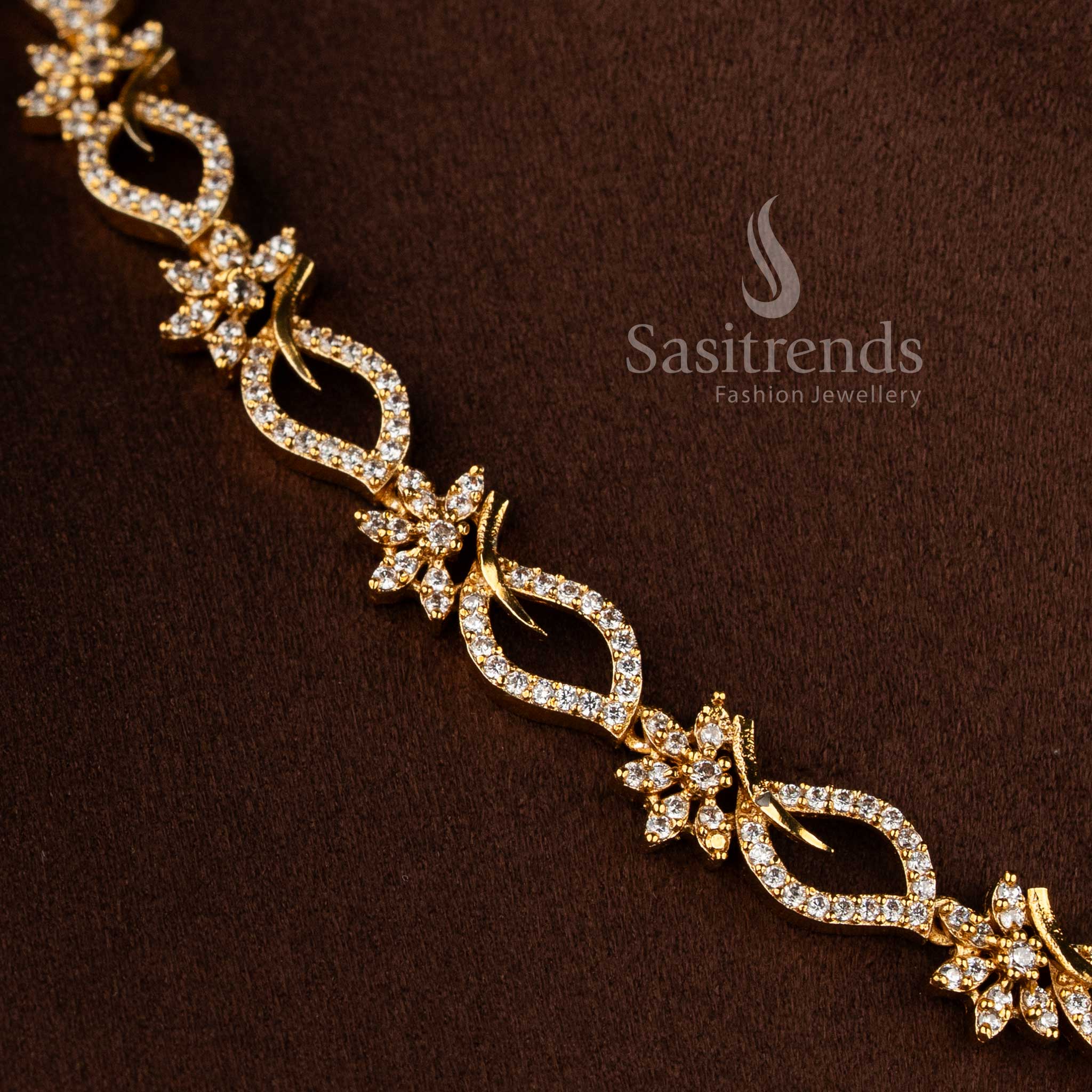 raditional matte gold AD stone floral necklace jewellery set with matching earrings.