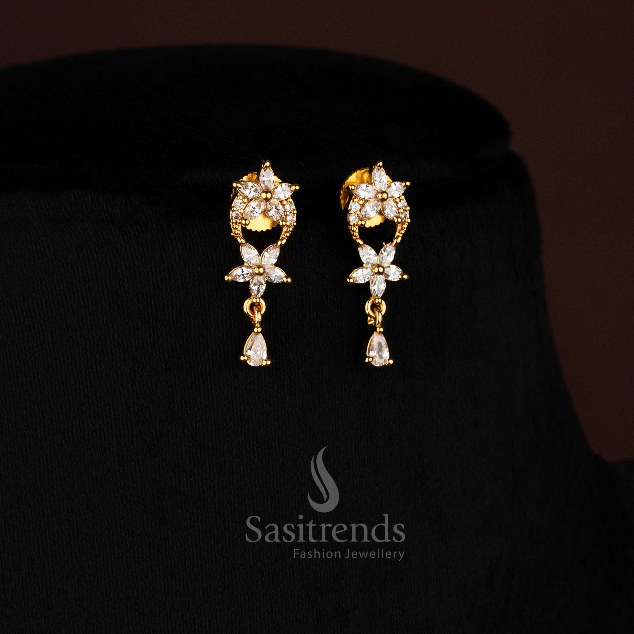 Refined Matte Gold Plated Floral Petal Necklace Set with Round Cut American Diamonds for Party and Wedding Events – sasitrends