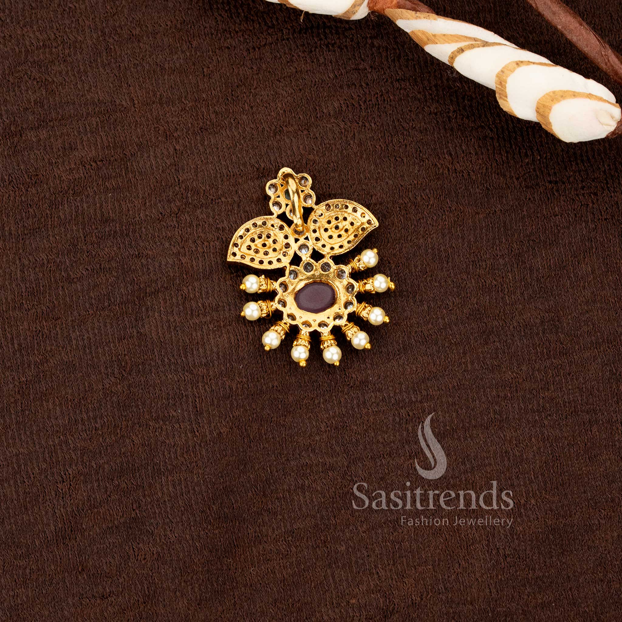 exquisite floral leaf design matte finish pendant and earrings with pearls sasitrends