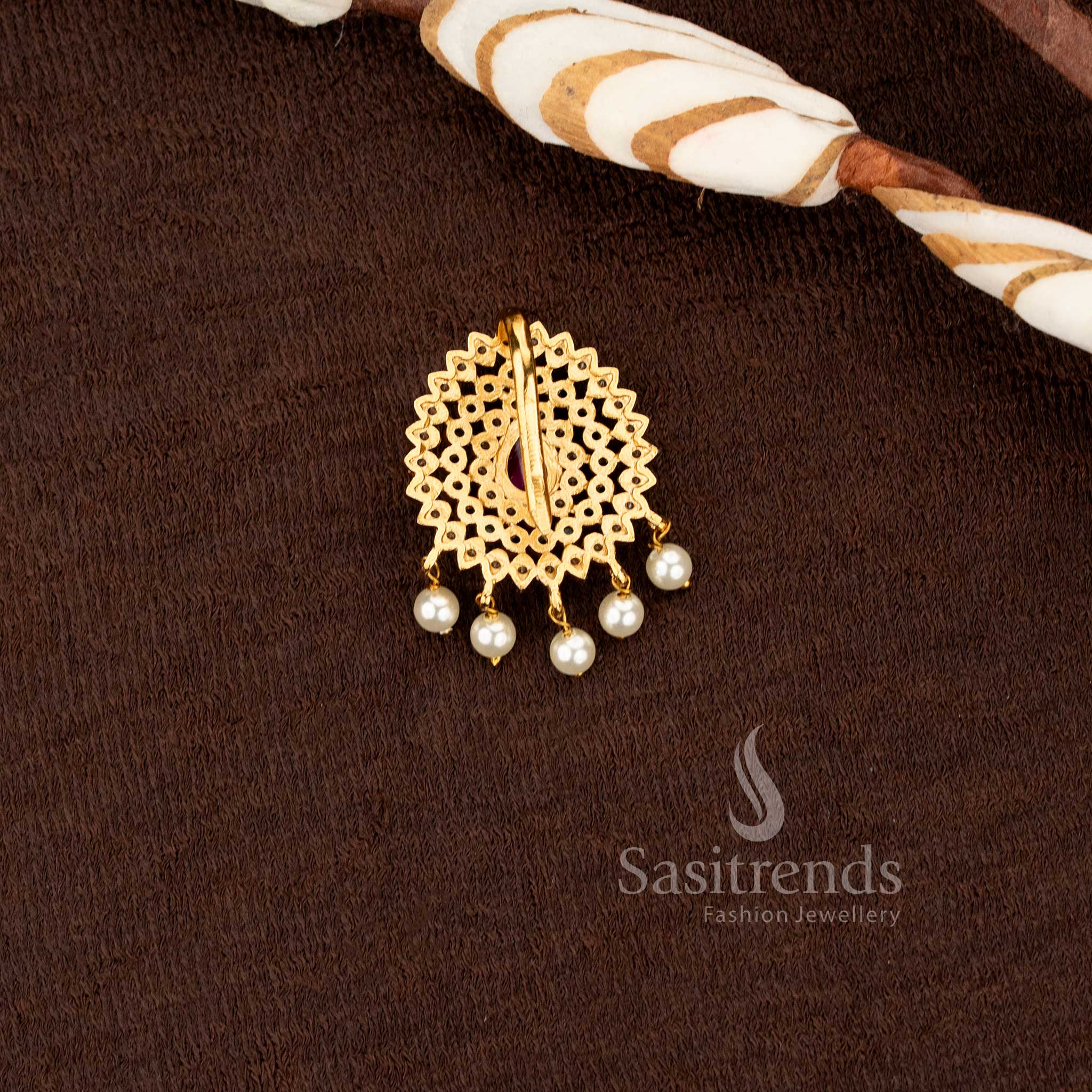 Exquisite sunburst design matte finish pendant set with ruby center and pearls sasitrends
