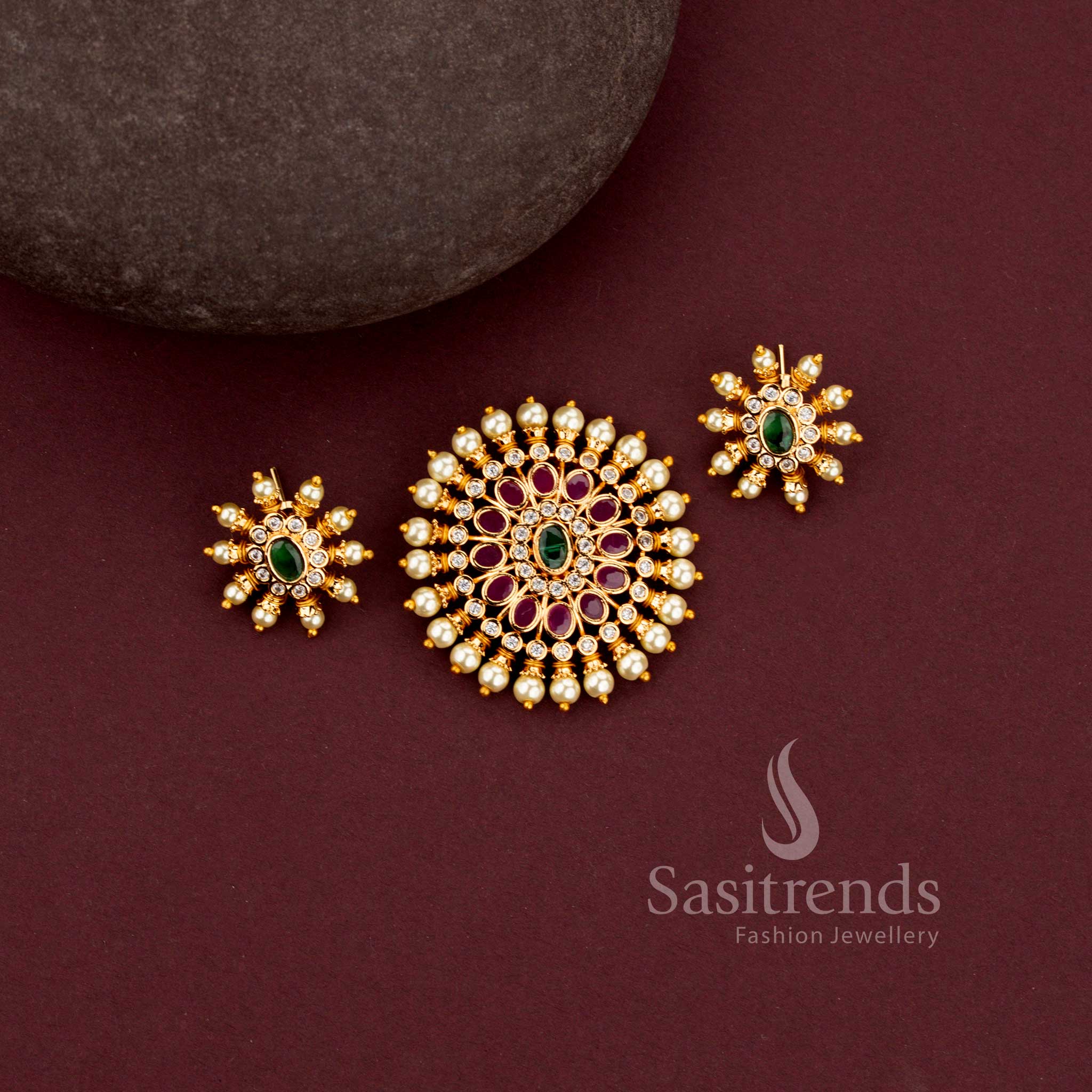 Traditional matte finish circular sunburst pearl pendant set for festive wear - Sasitrends