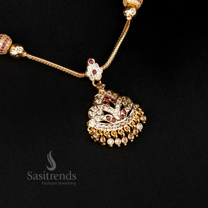 Traditional structured AD stone necklace with bead and pendant detailing