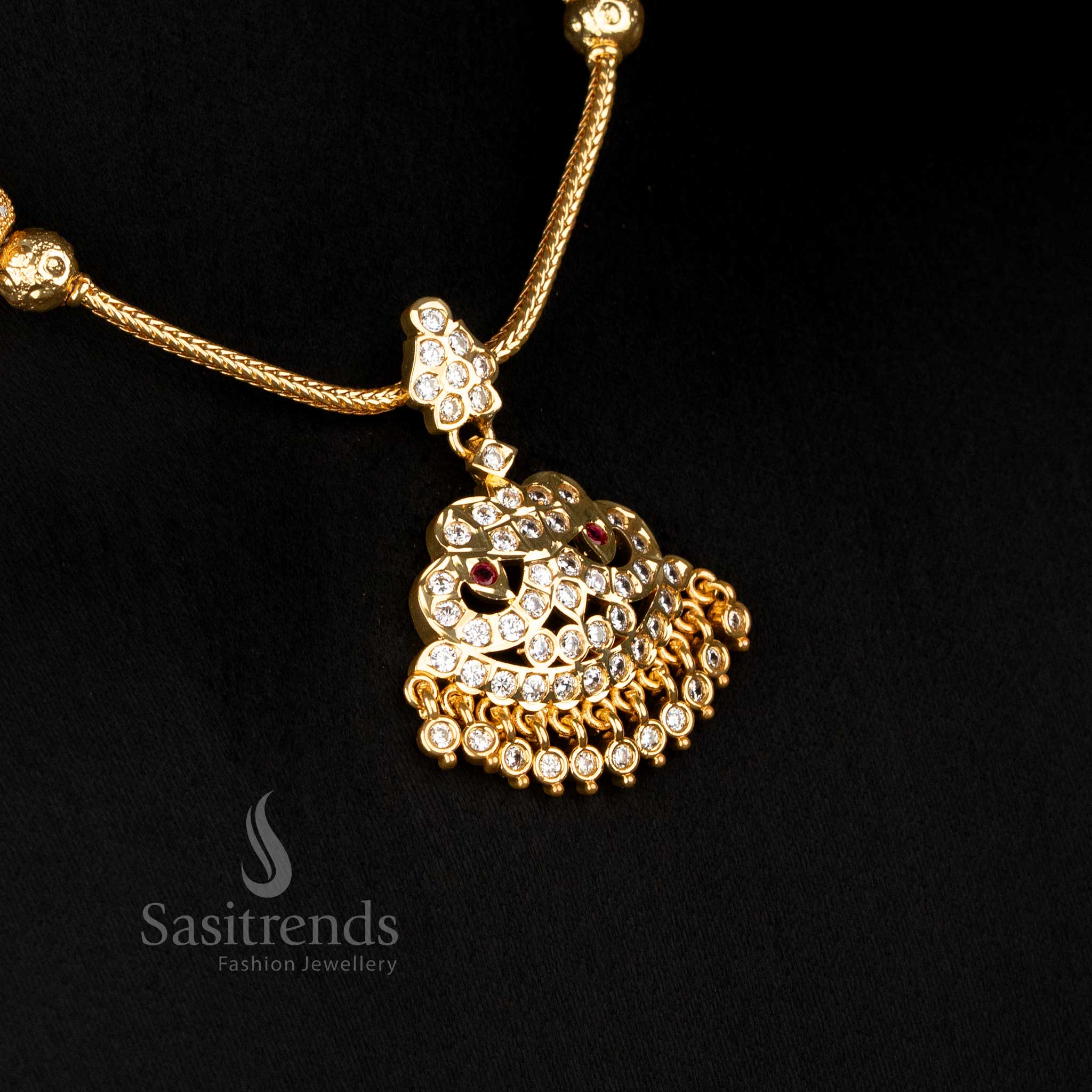 Temple style necklace with layered AD pendant and bead hanging structure