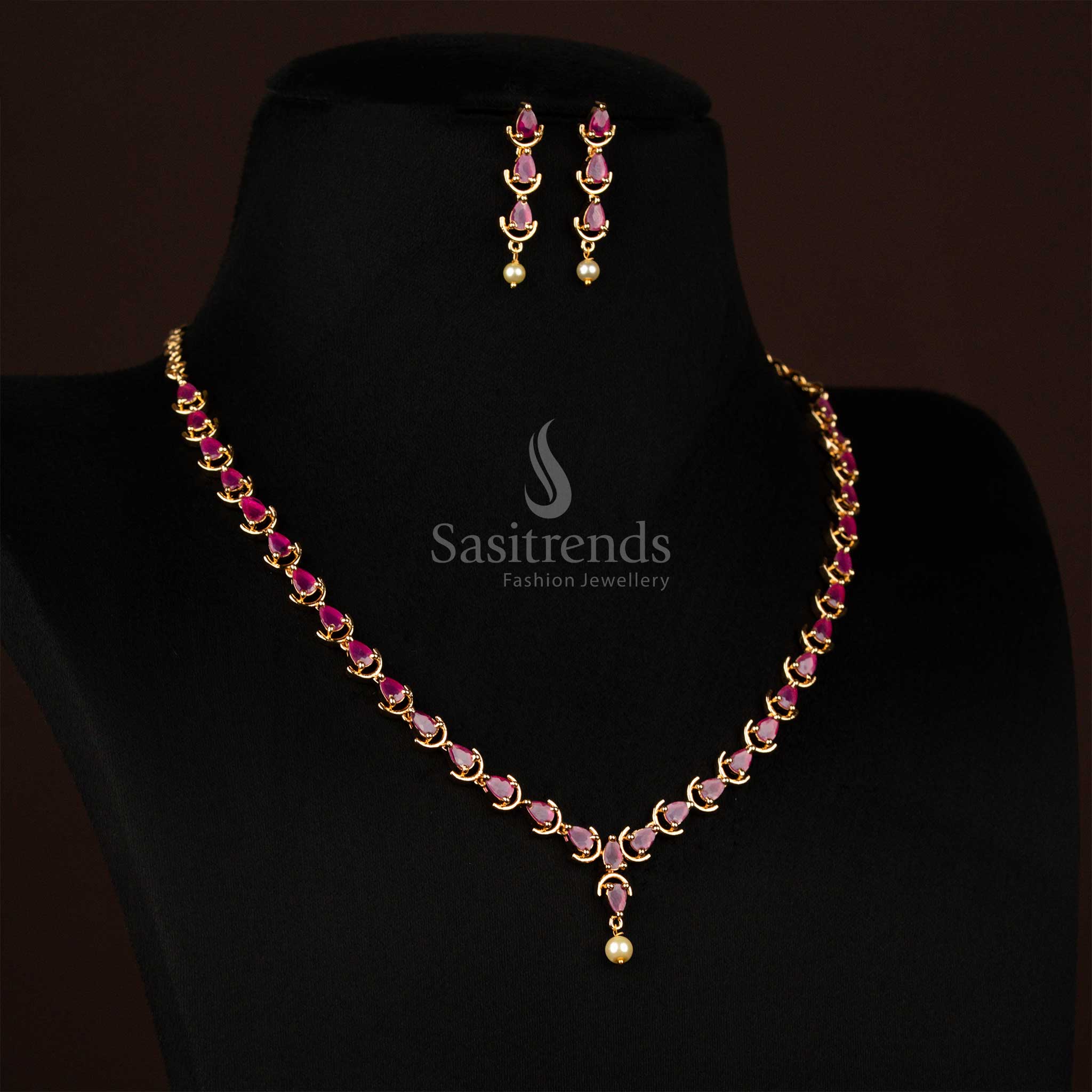 Elegant Flower Pendant Necklace Set - Perfect for Traditional Occasions