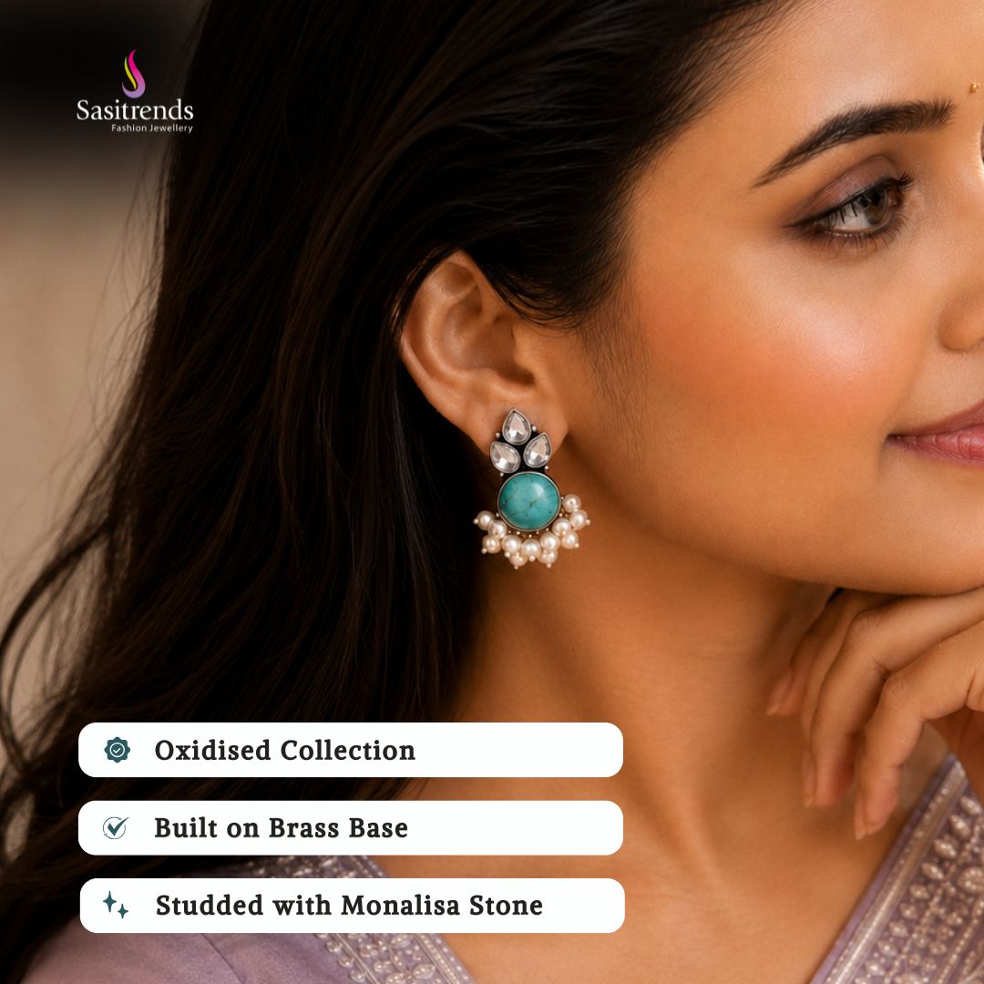 Oxidised silver plated earrings model image - Sasitrends