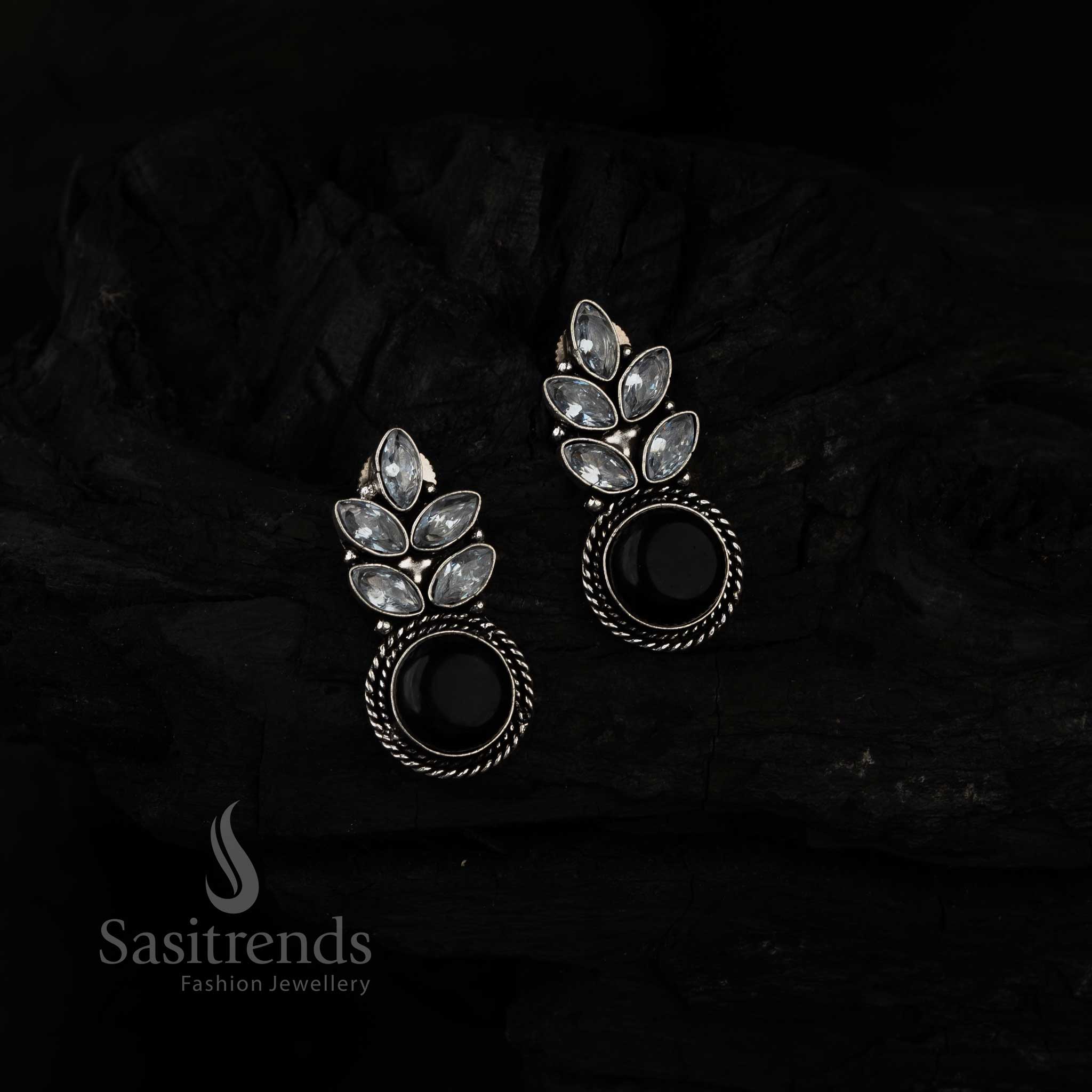 Captivating Black Monalisa Stone Leaf Pattern Earrings Featuring Oxidised Silver With Sparkling AD Stones, Finished In A Traditional Handcrafted Look – Elegant Statement Jewellery By Sasitrends