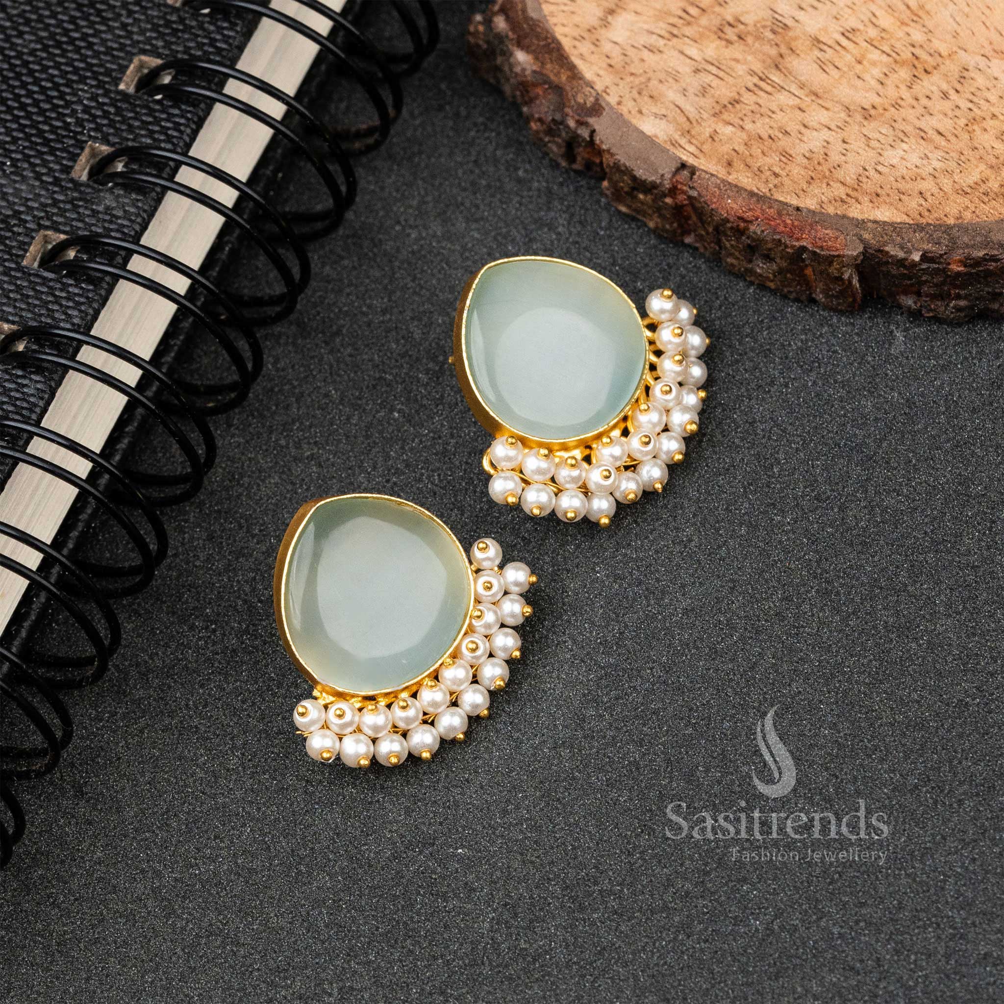 New Gold Plated Pearl Hanging Monalisa Stone Studded Earrings
