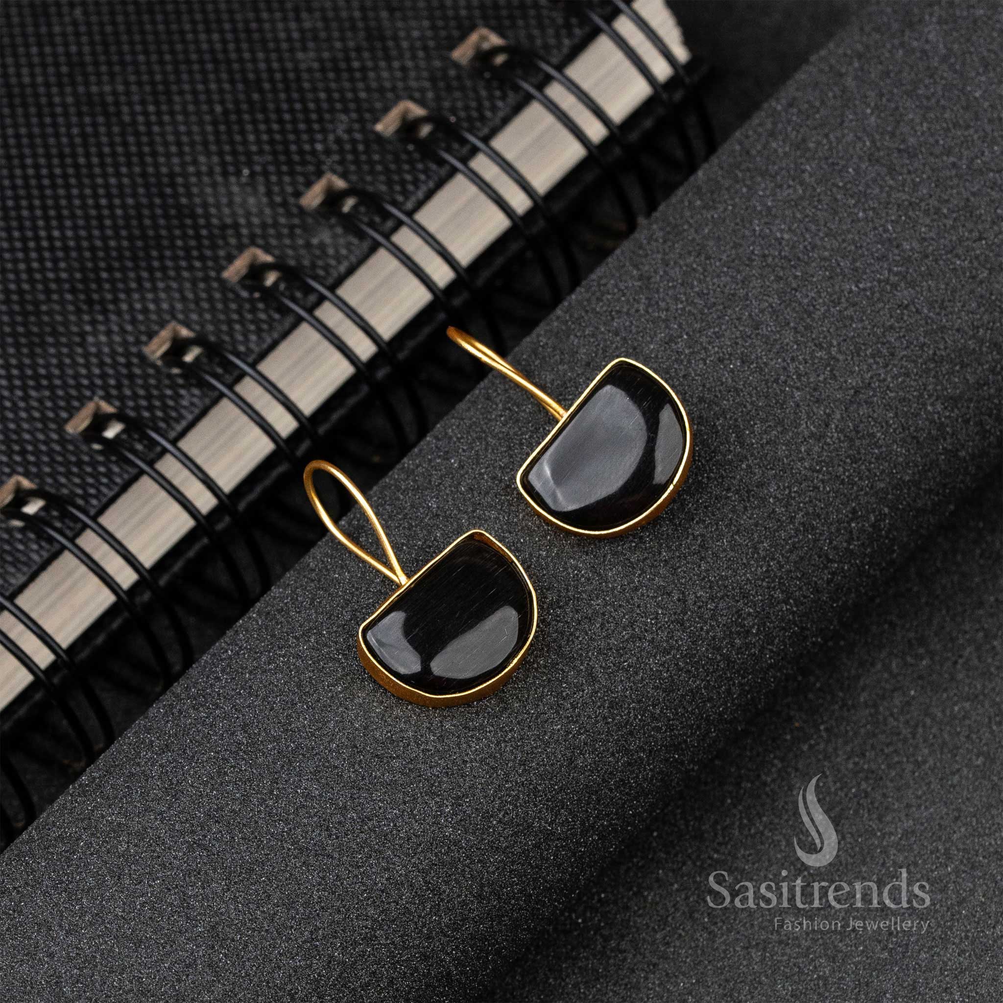Pretty Gold Plated Black Monalisa Stone Fish Hook Earrings 