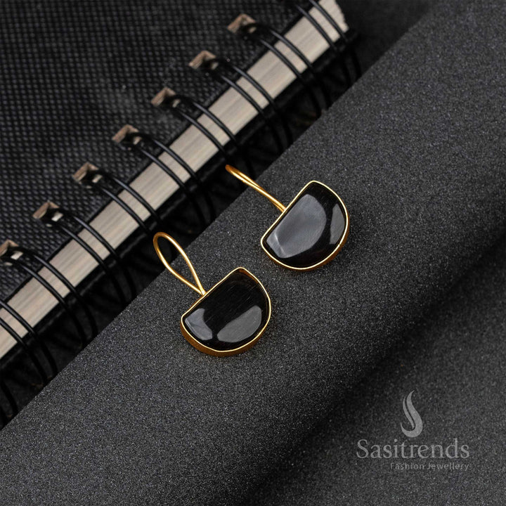 Pretty Gold Plated Black Monalisa Stone Fish Hook Earrings 