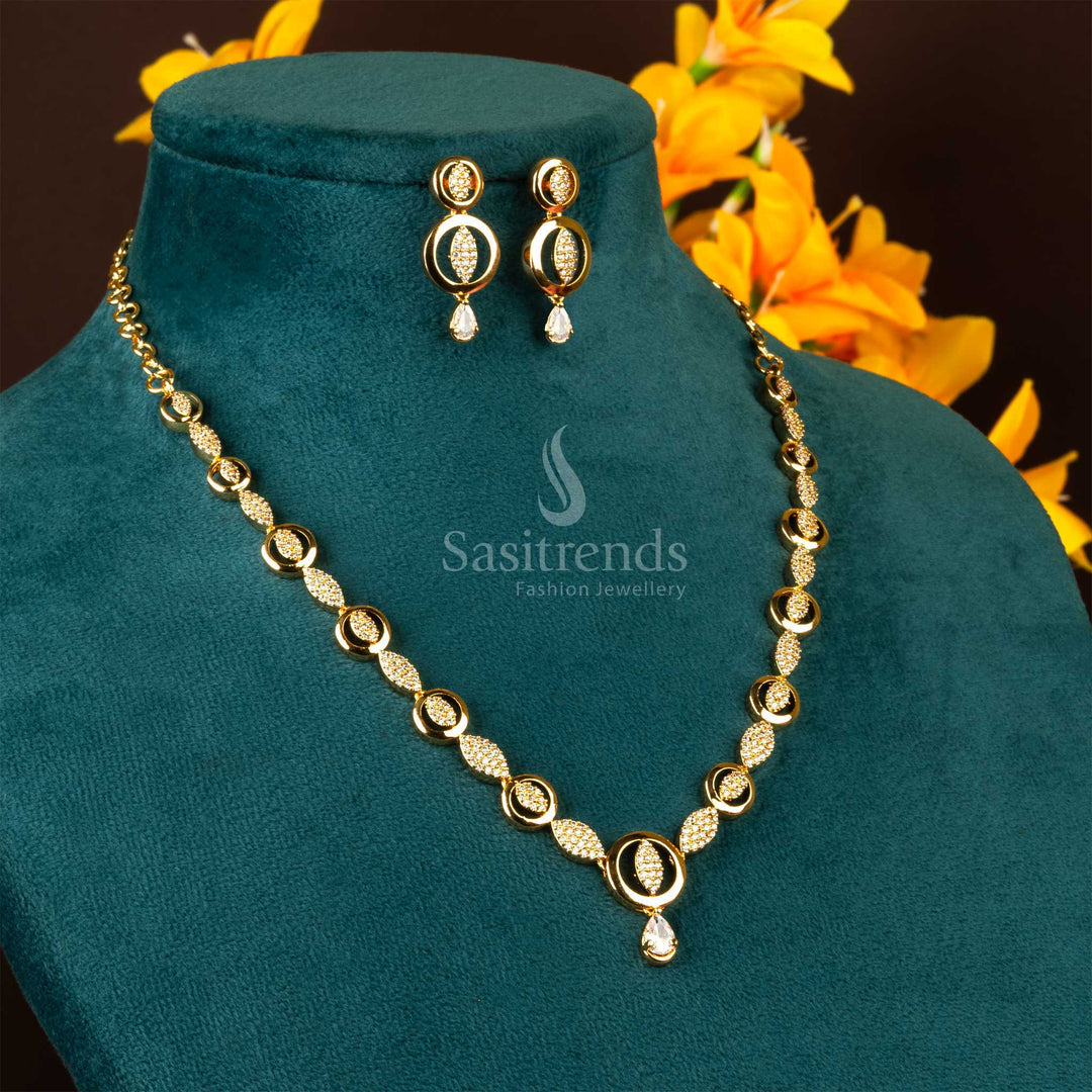 Micro gold-plated jewellery set with American Diamond stones and teardrop pendant - Sasitrends