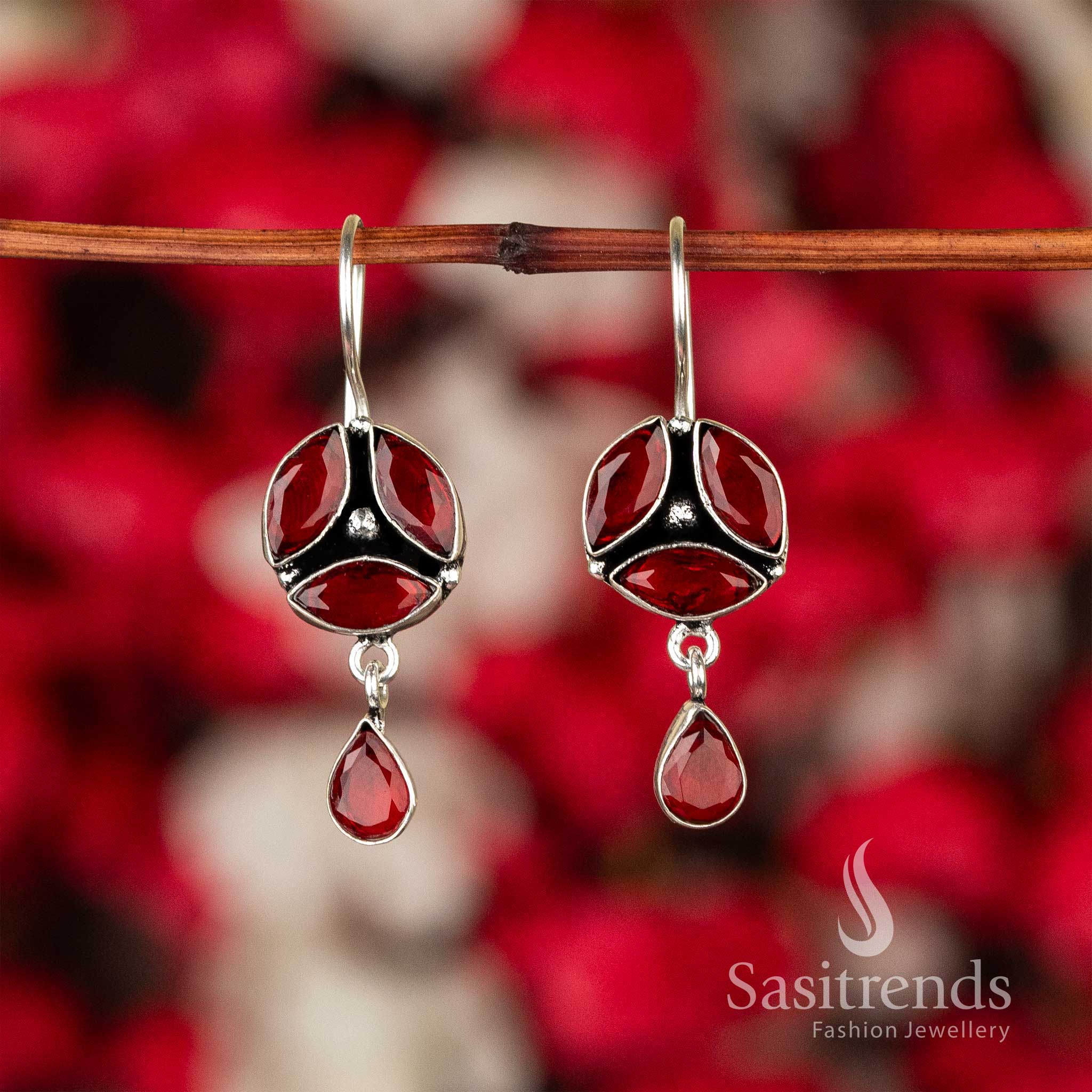 Fiery Red Oxidised Silver Earrings With Floral Motif And Sparkling Stones – Traditional Festive Jewellery For Ethnic Elegance - Sasitrends