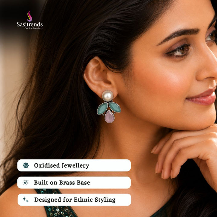 Oxidised silver plated earrings model image - Sasitrends